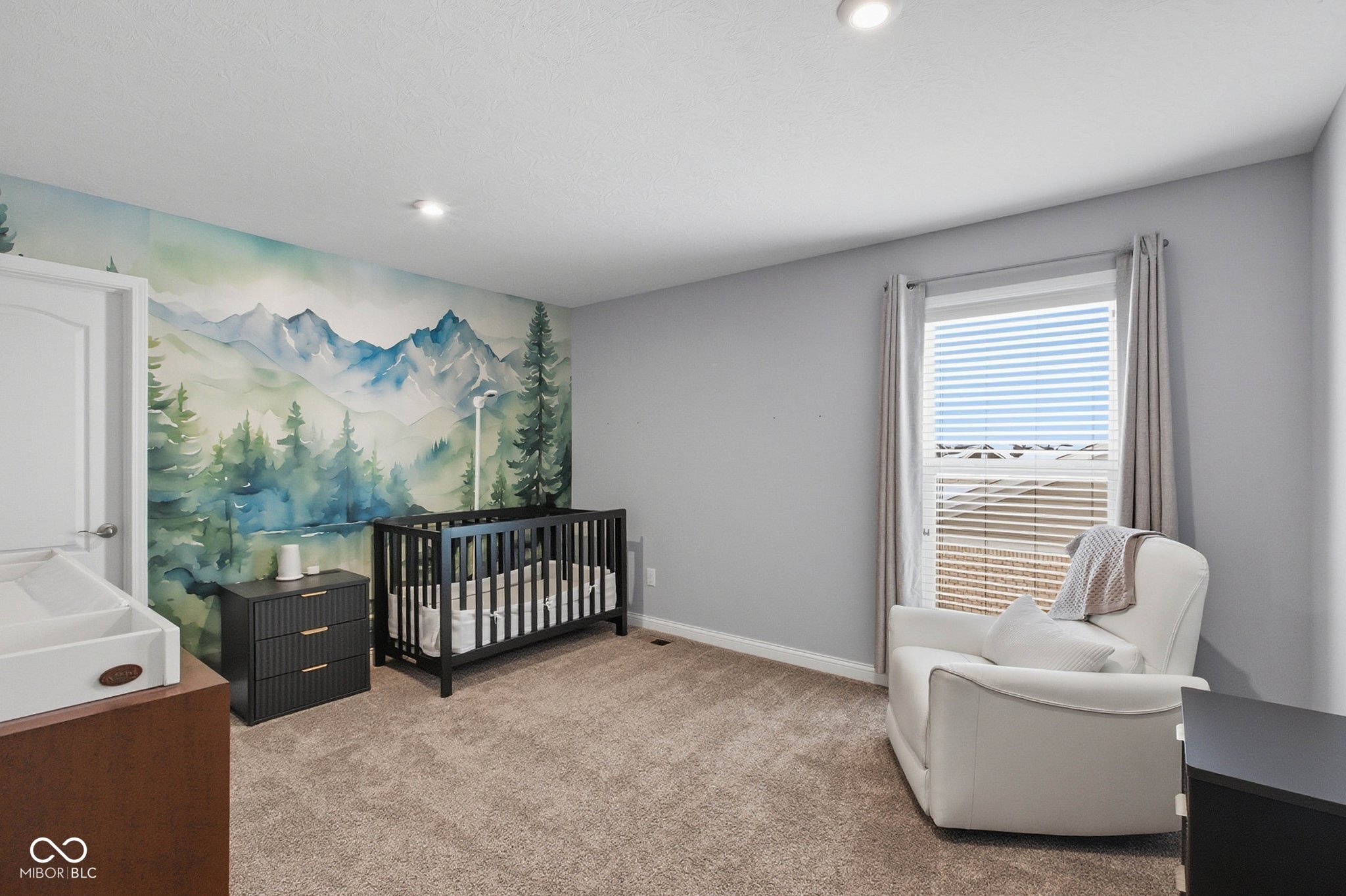 6680 Eagles Nest Lane