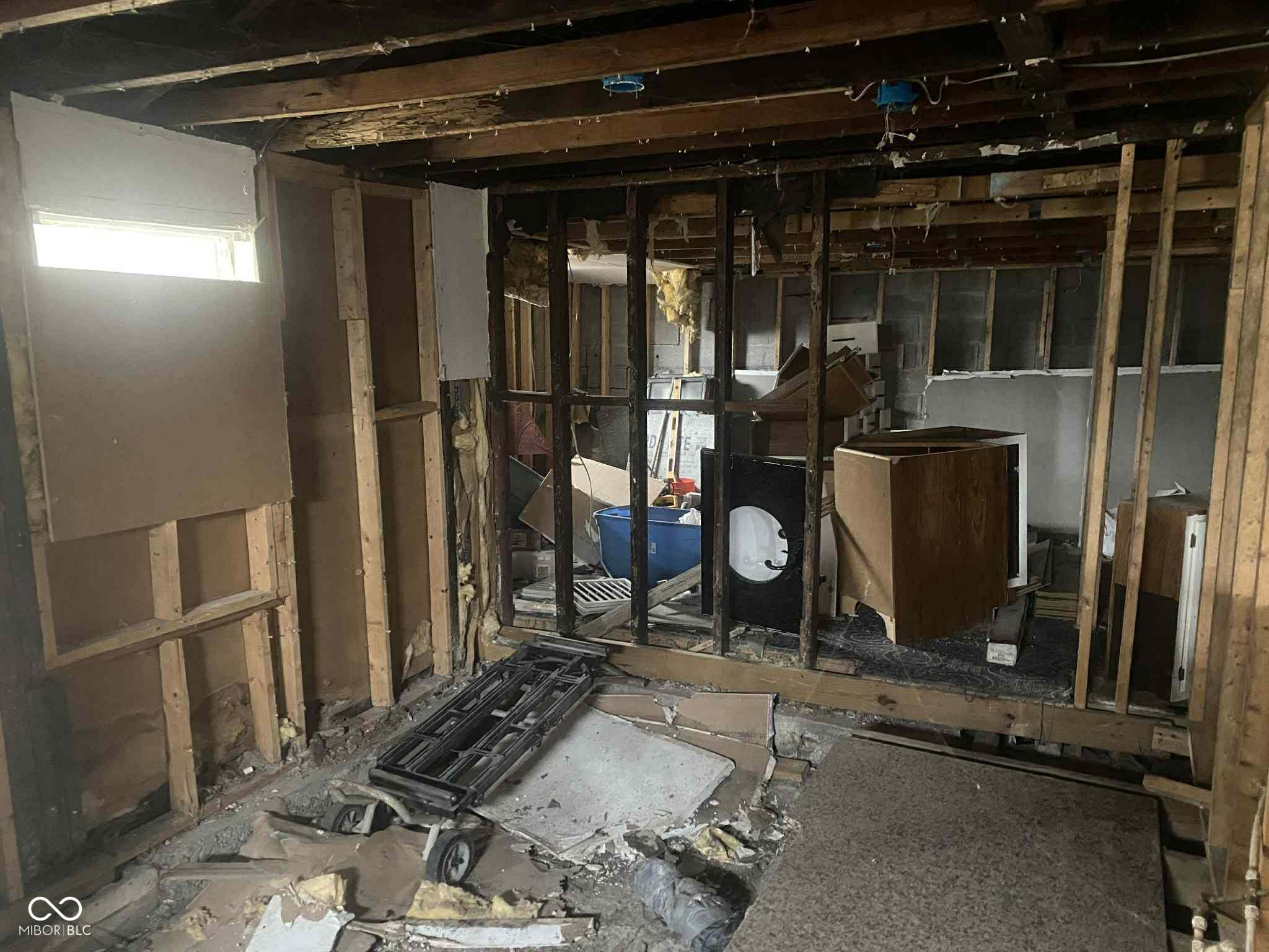 2803 N Butler Avenue