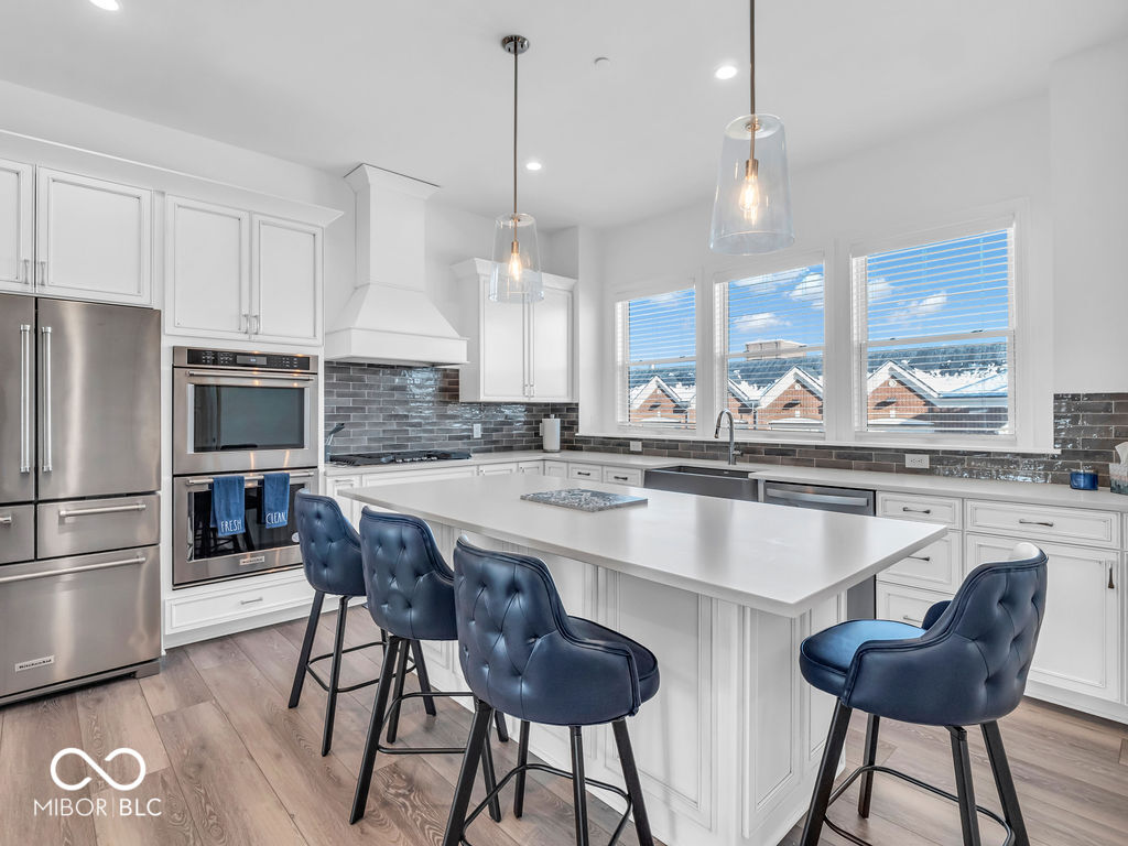 962 Berkhamsted Lane