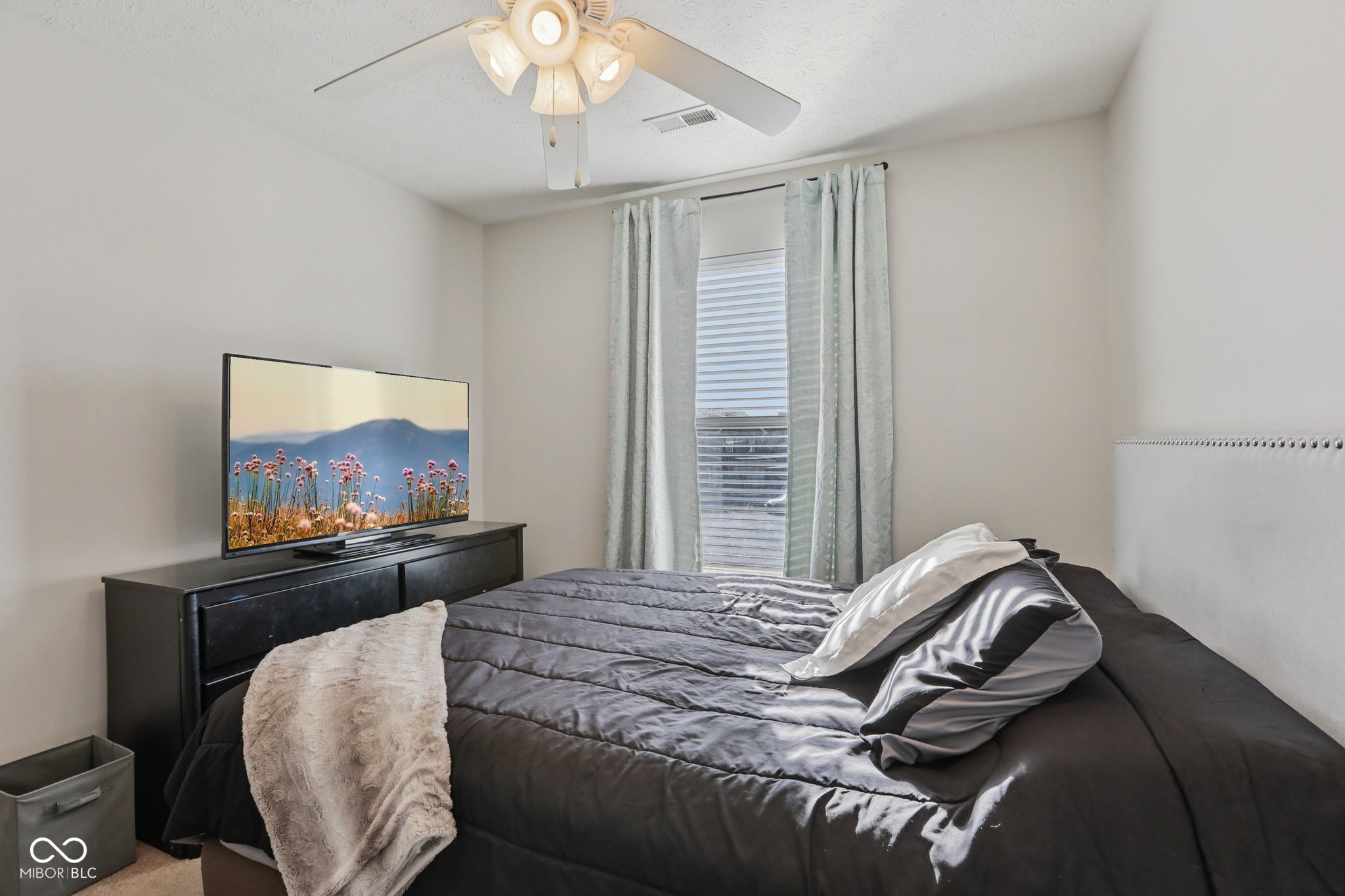 1508 Round Lake Court