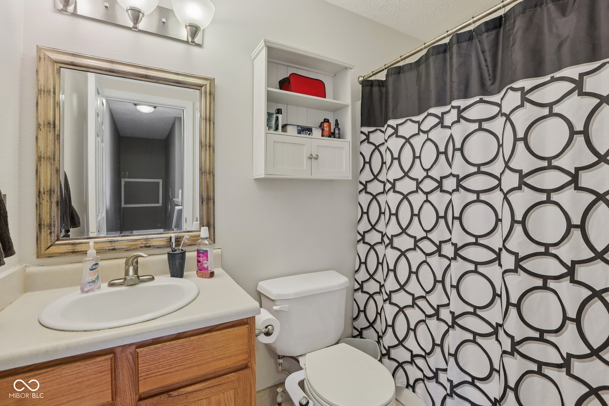 1508 Round Lake Court