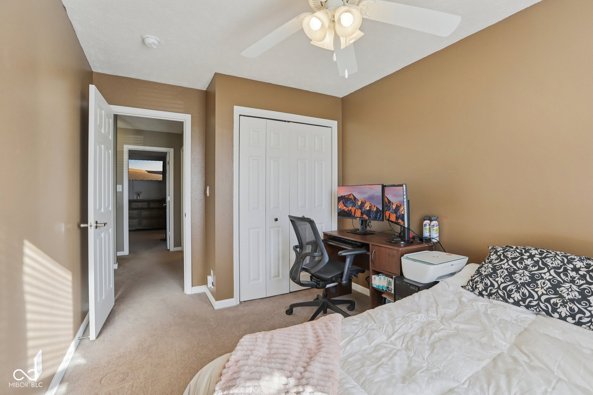 1508 Round Lake Court