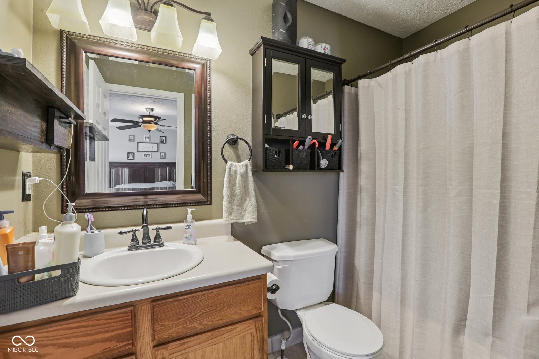 1508 Round Lake Court