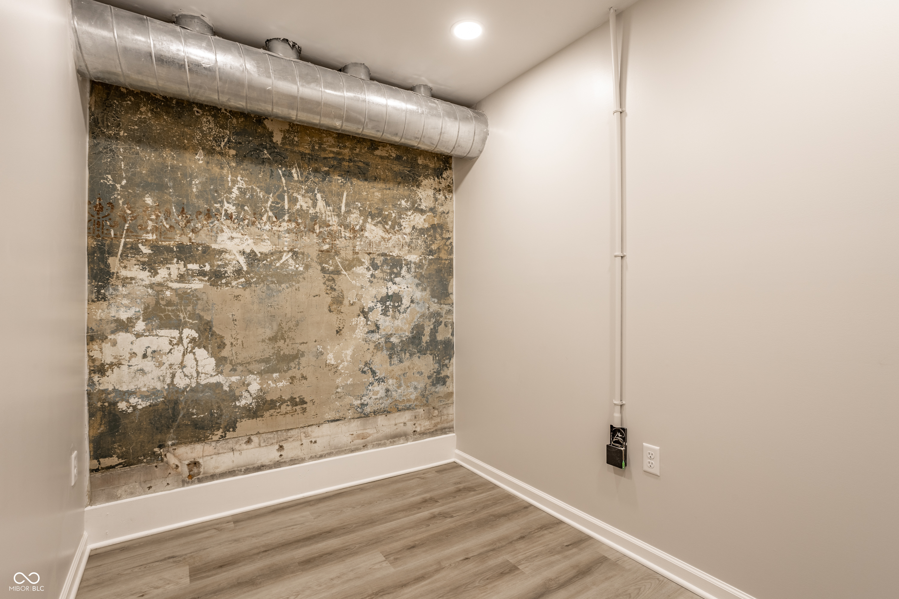 104 W Main Street Unit: B