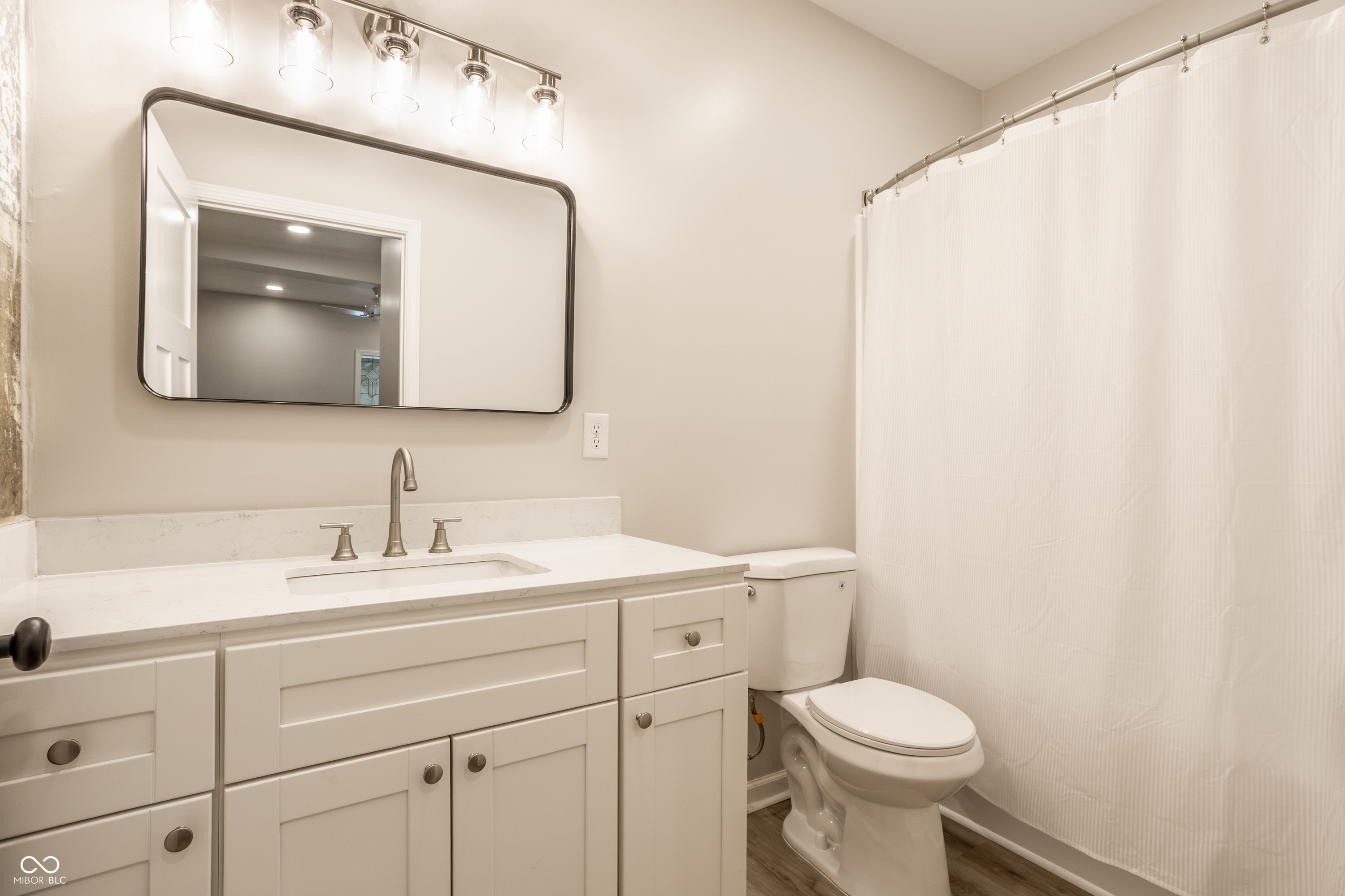 104 W Main Street Unit: B