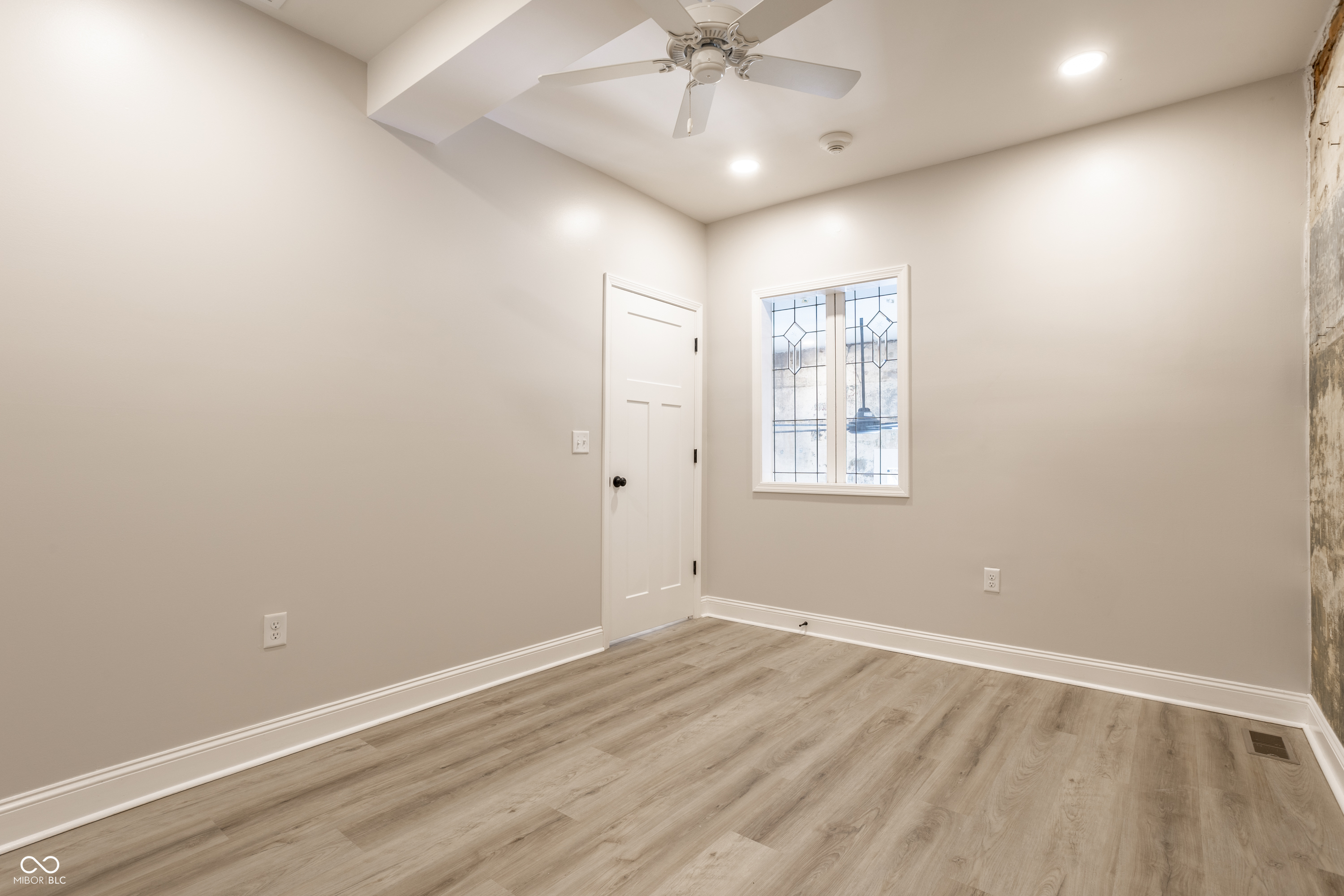 104 W Main Street Unit: B