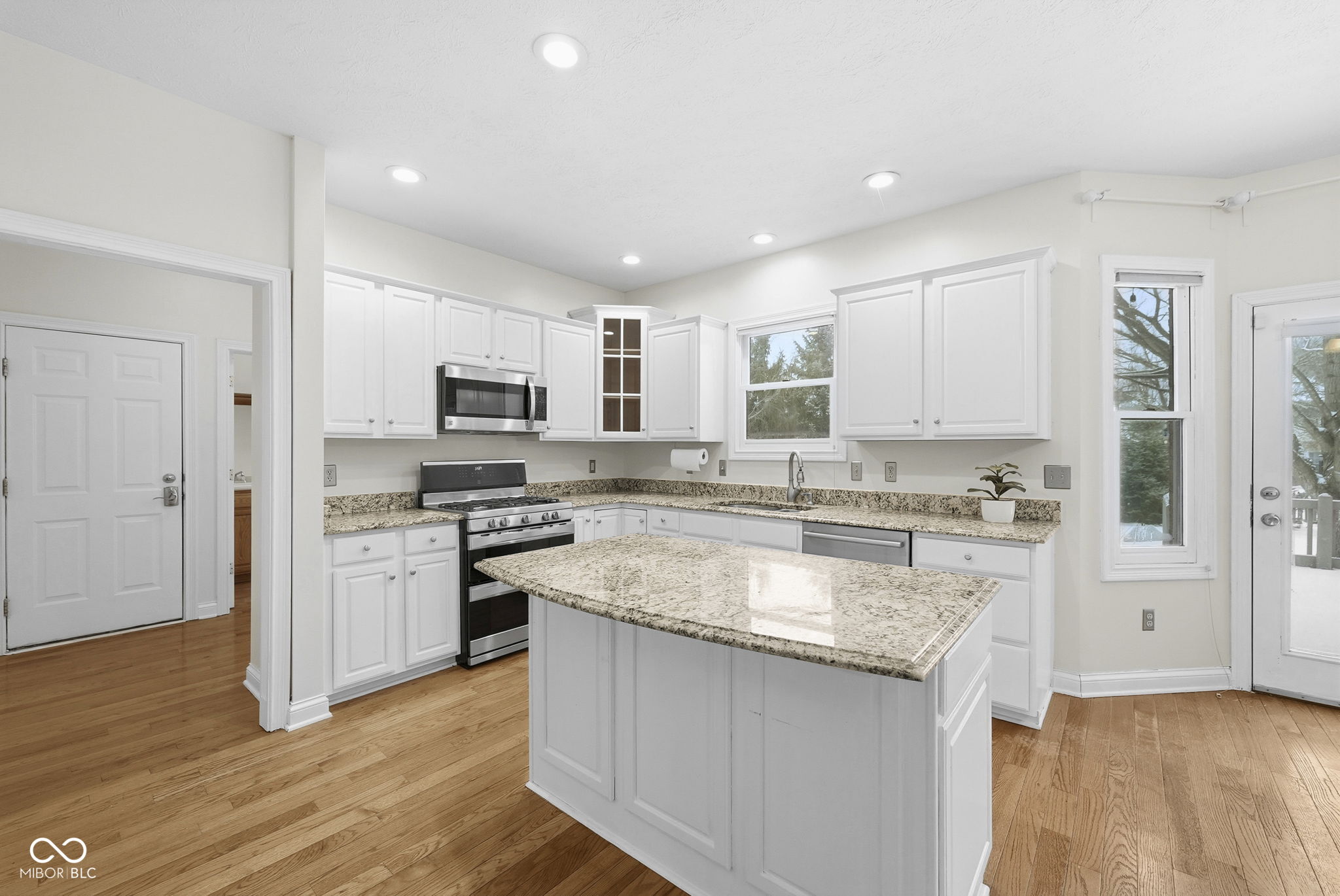 10236 Bent Tree Lane