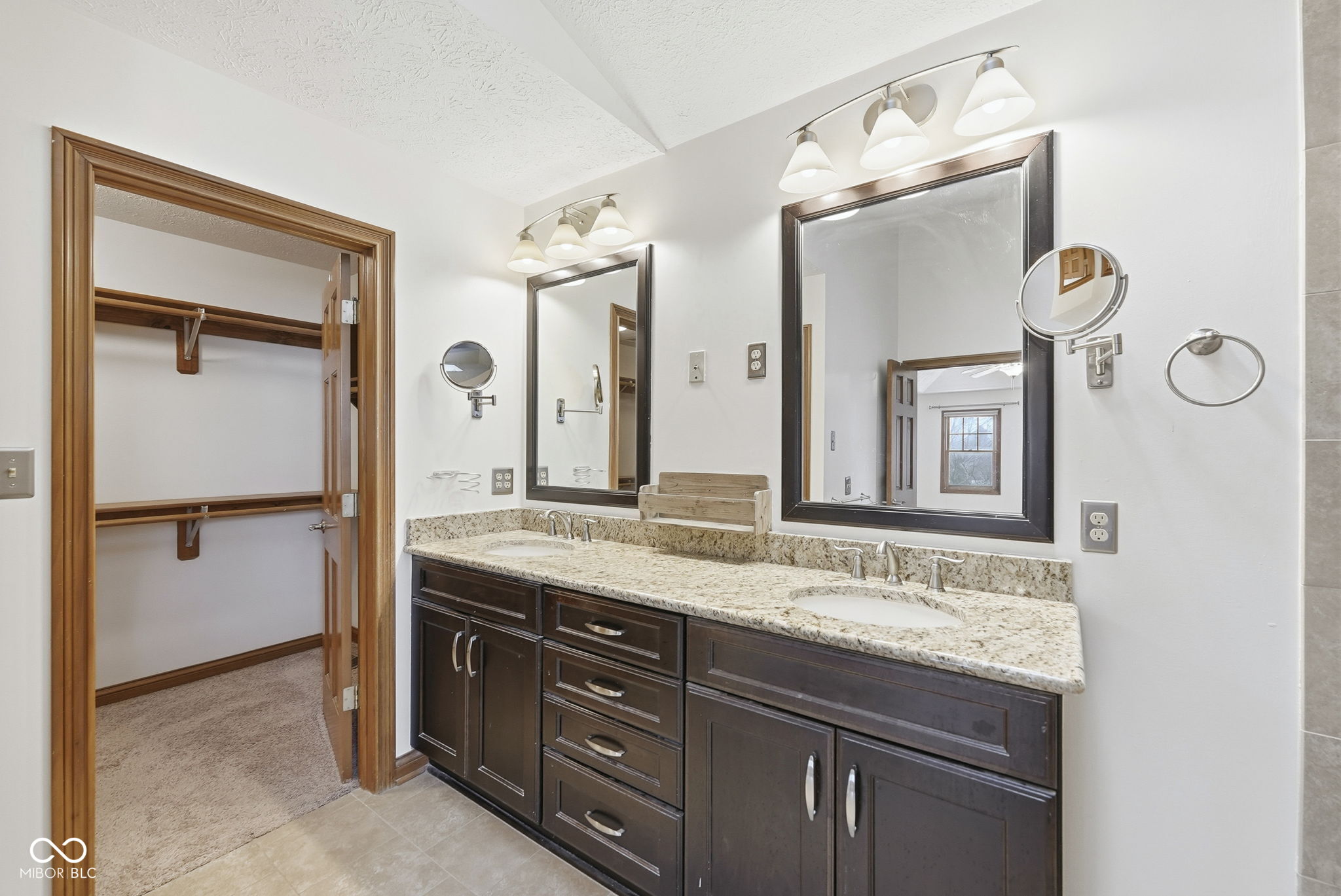 10236 Bent Tree Lane