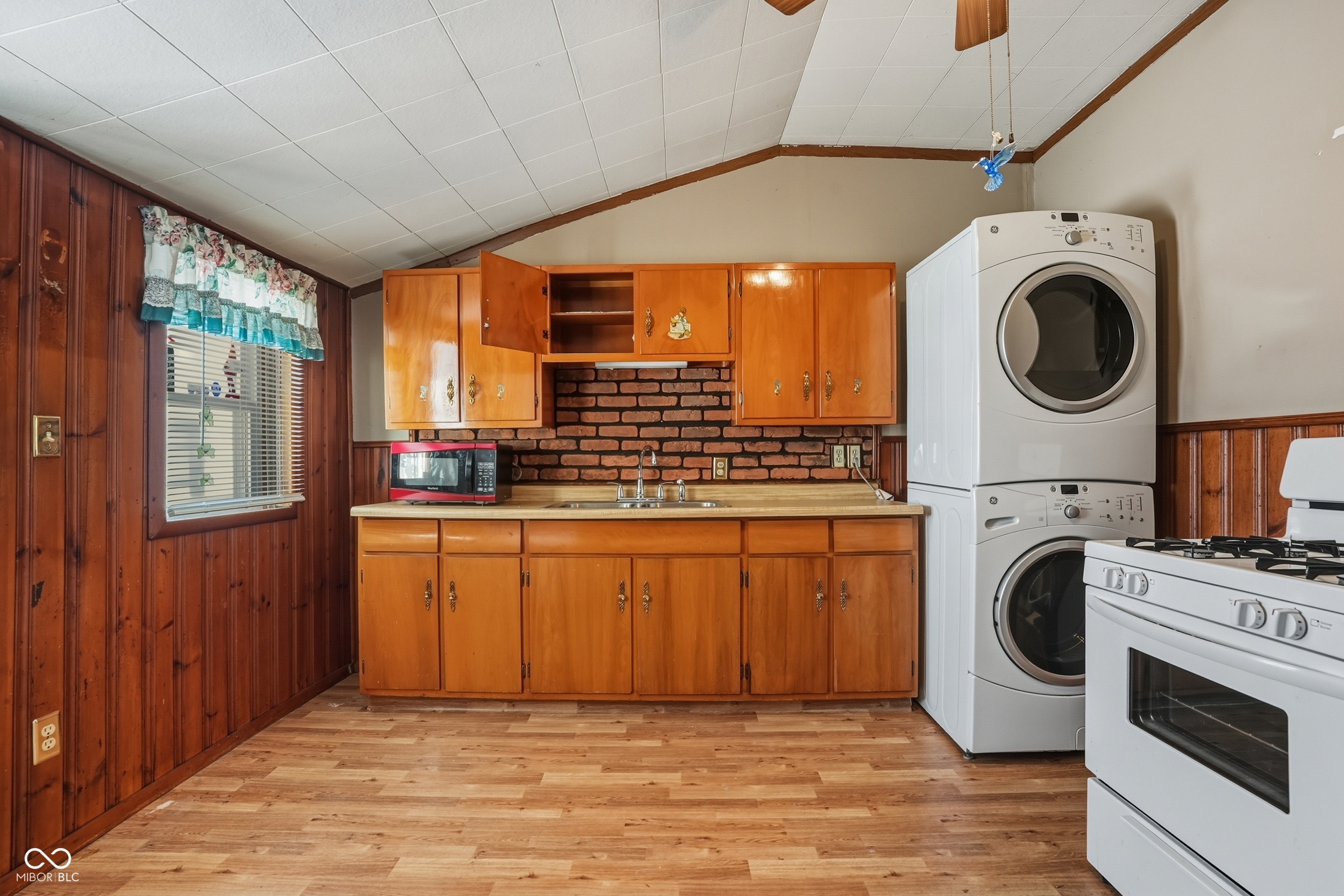 2117 S Pennsylvania Street