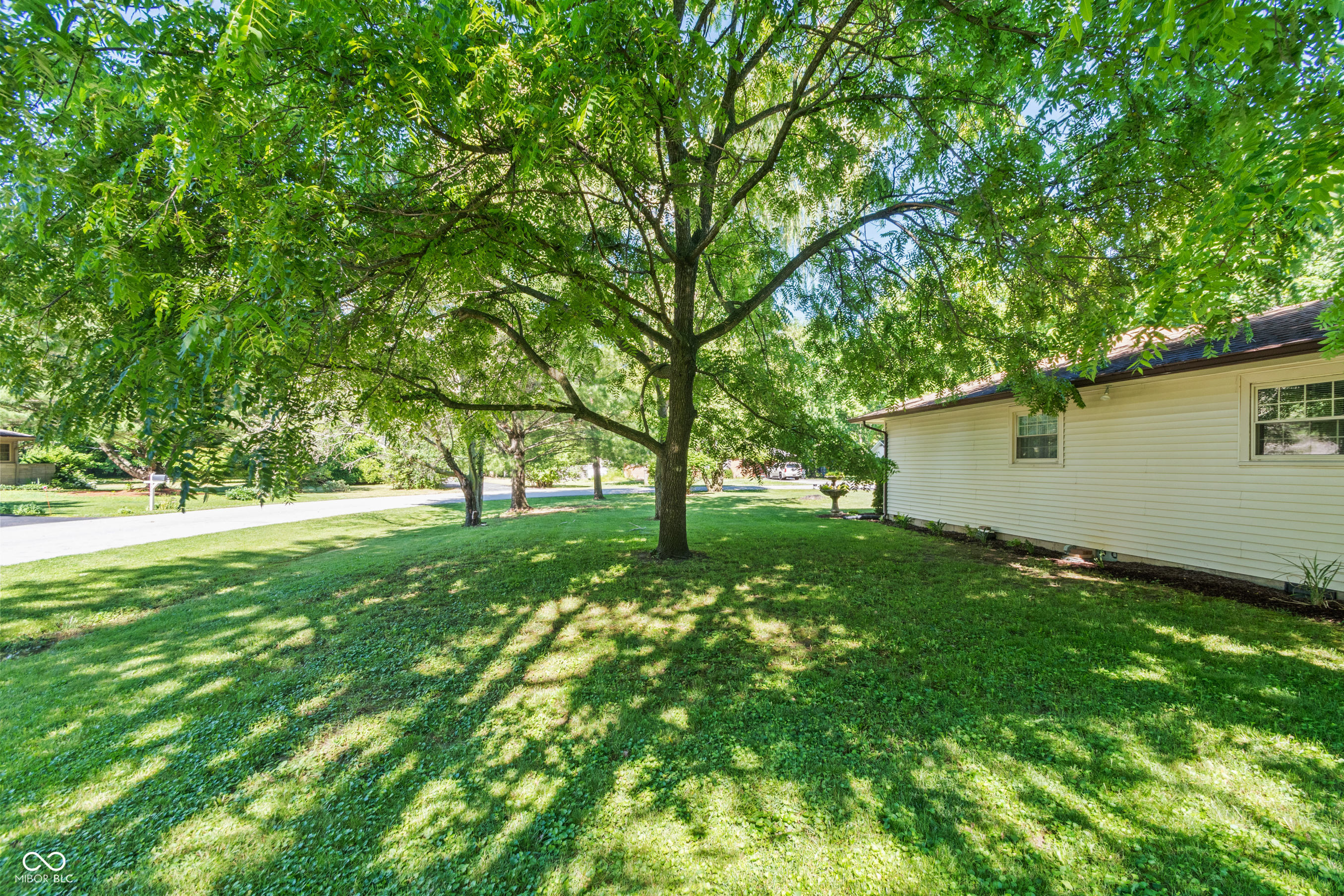 5769 Henderson Drive