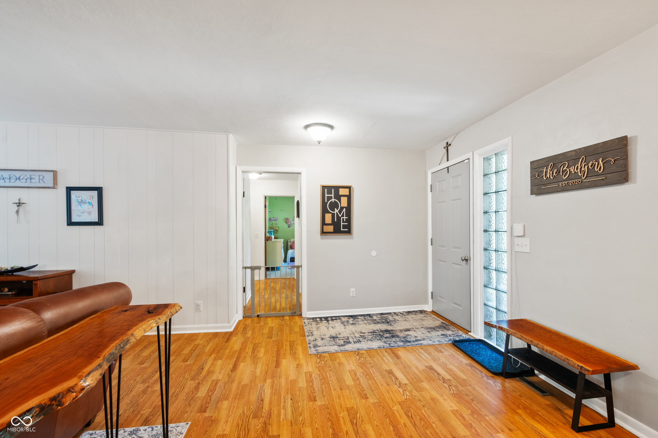 5769 Henderson Drive