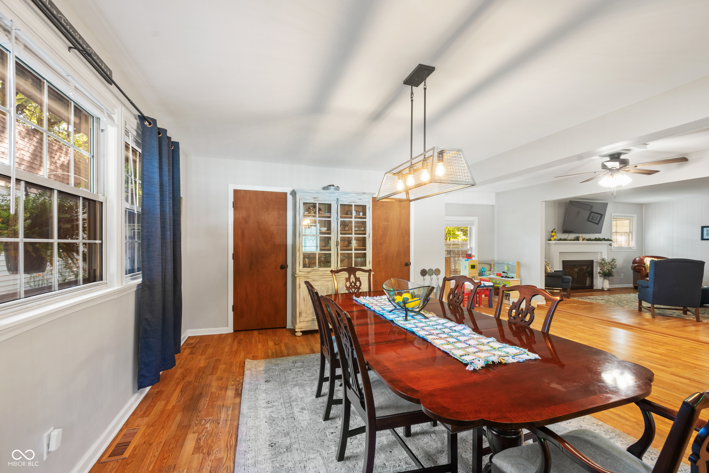 5769 Henderson Drive