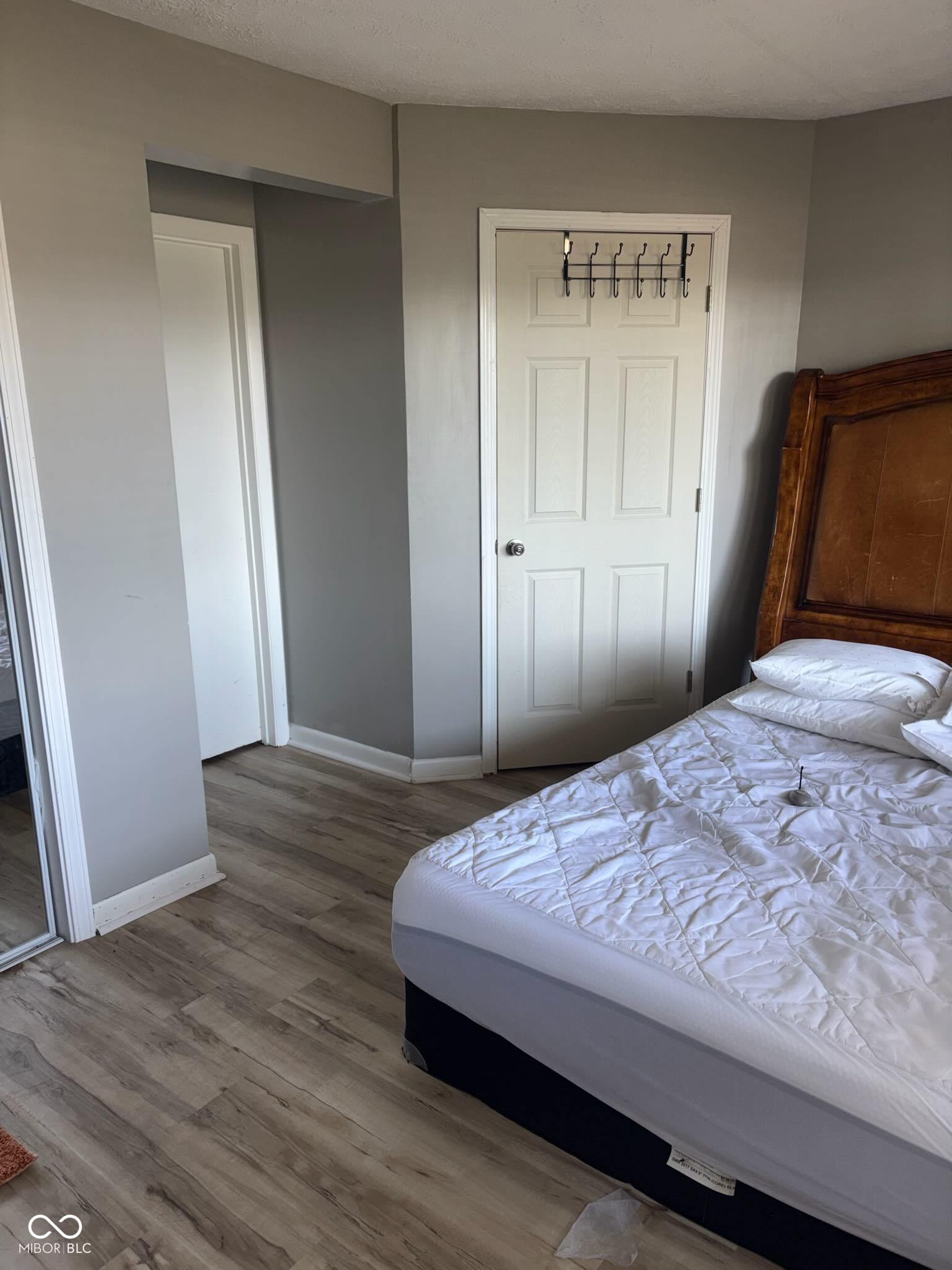 5304 N Franklin Road