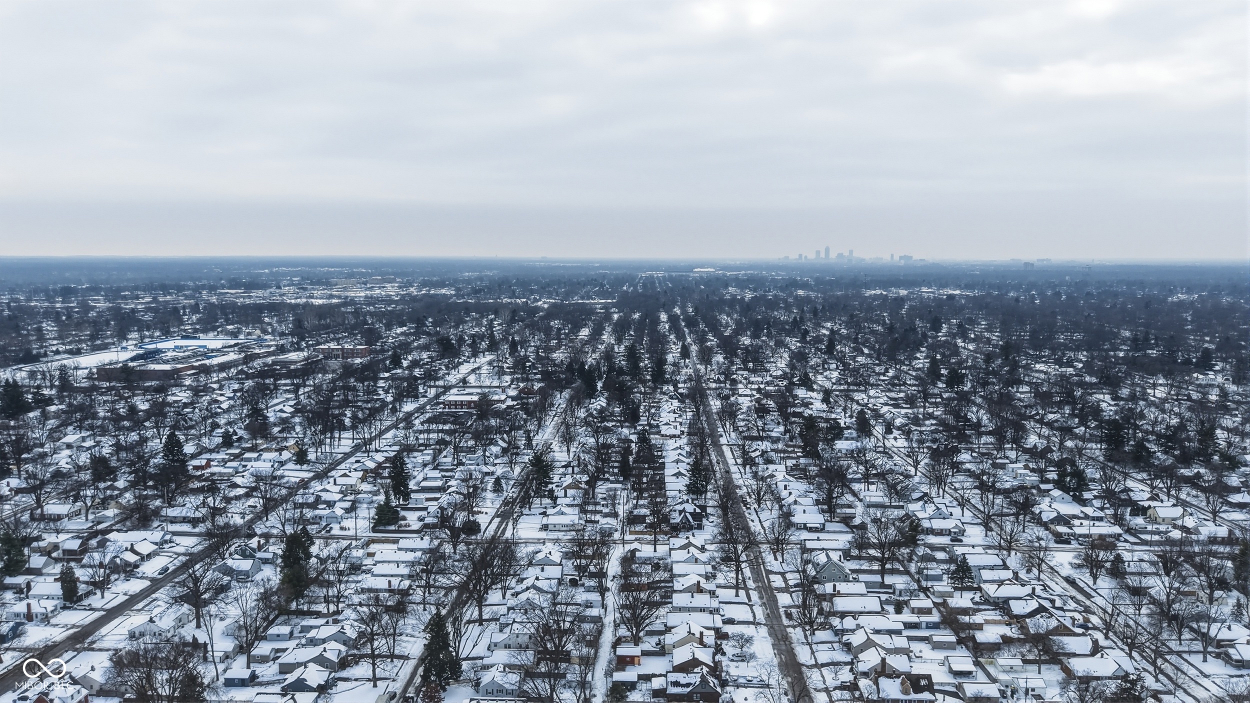 6046 Primrose Avenue