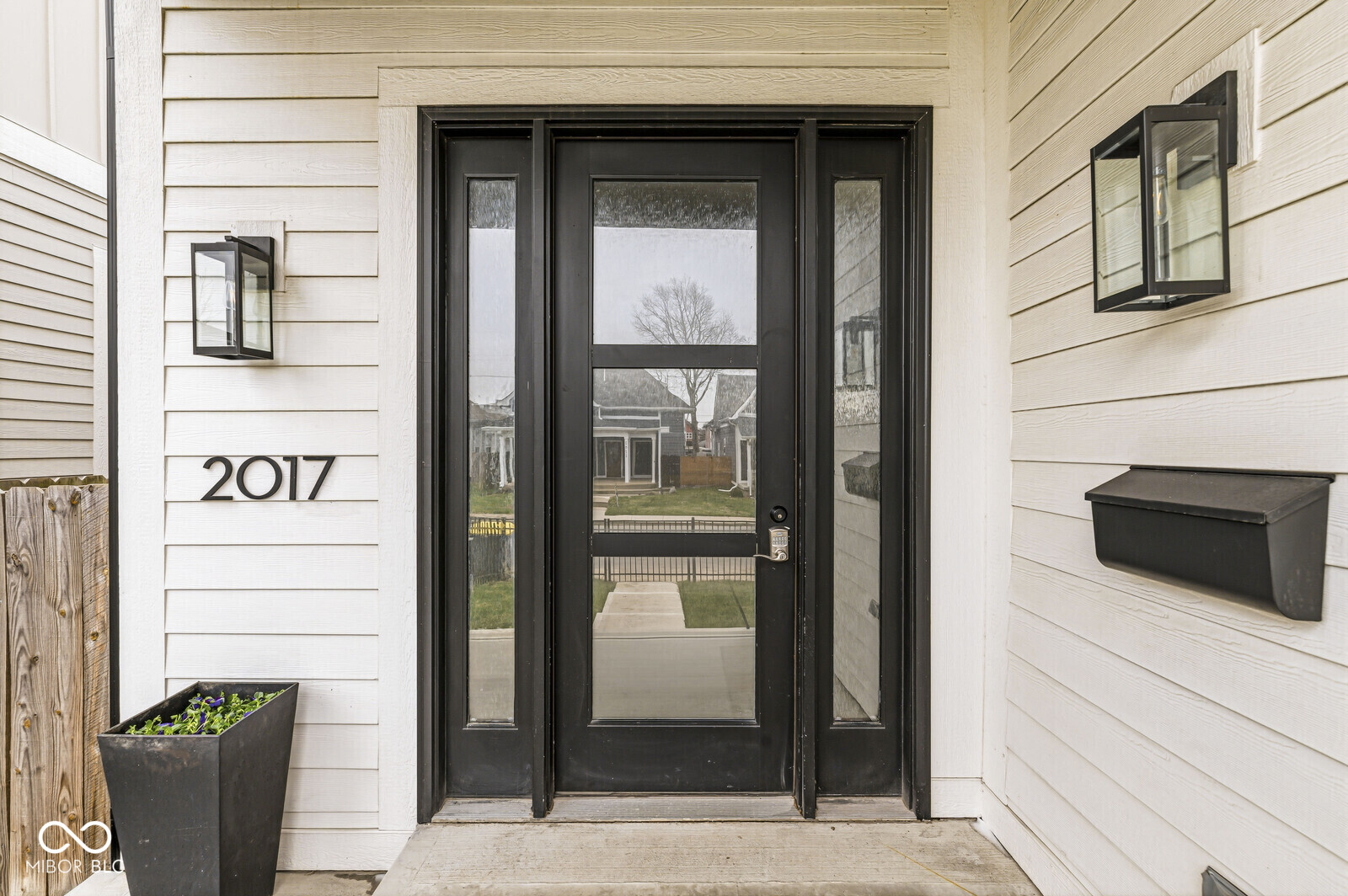 2017 Carrollton Avenue