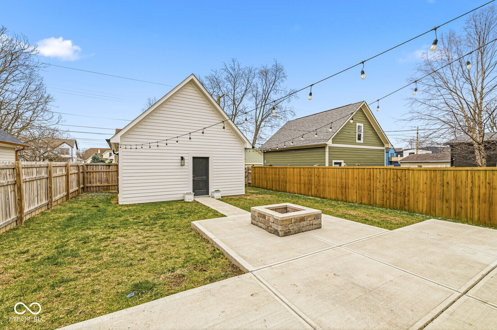 2017 Carrollton Avenue