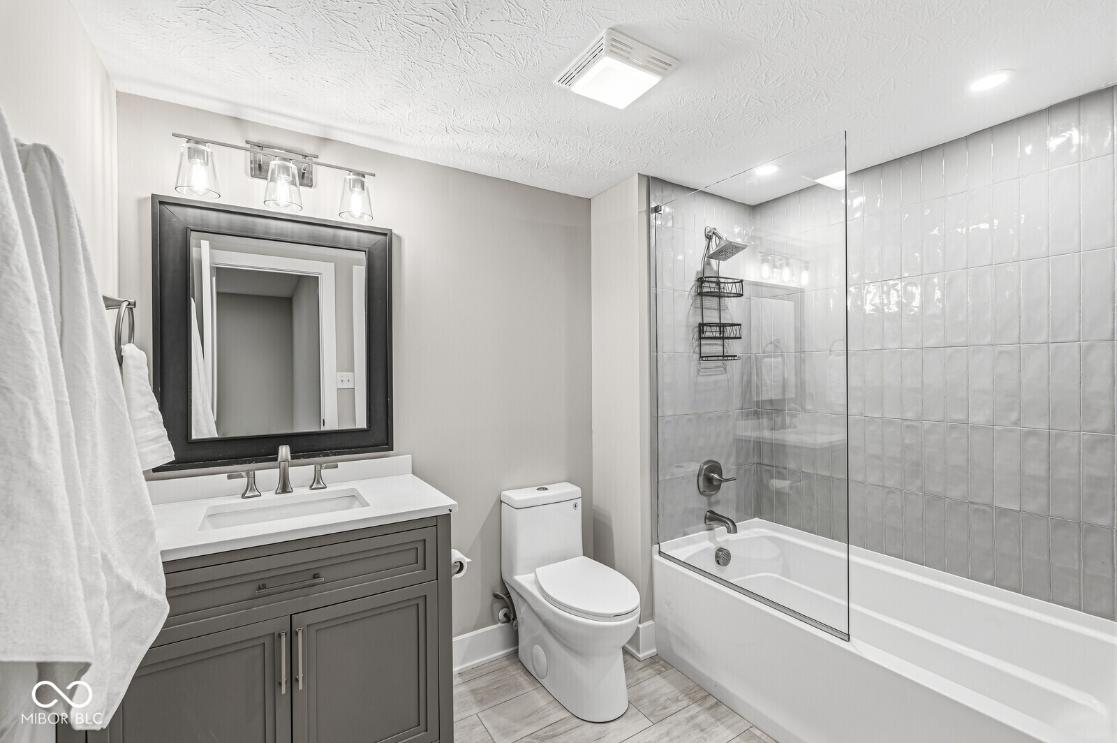 2017 Carrollton Avenue