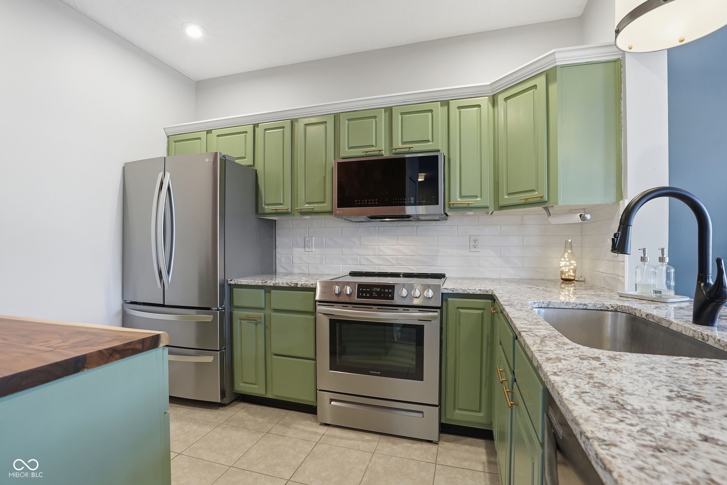 11320 Fonthill Drive