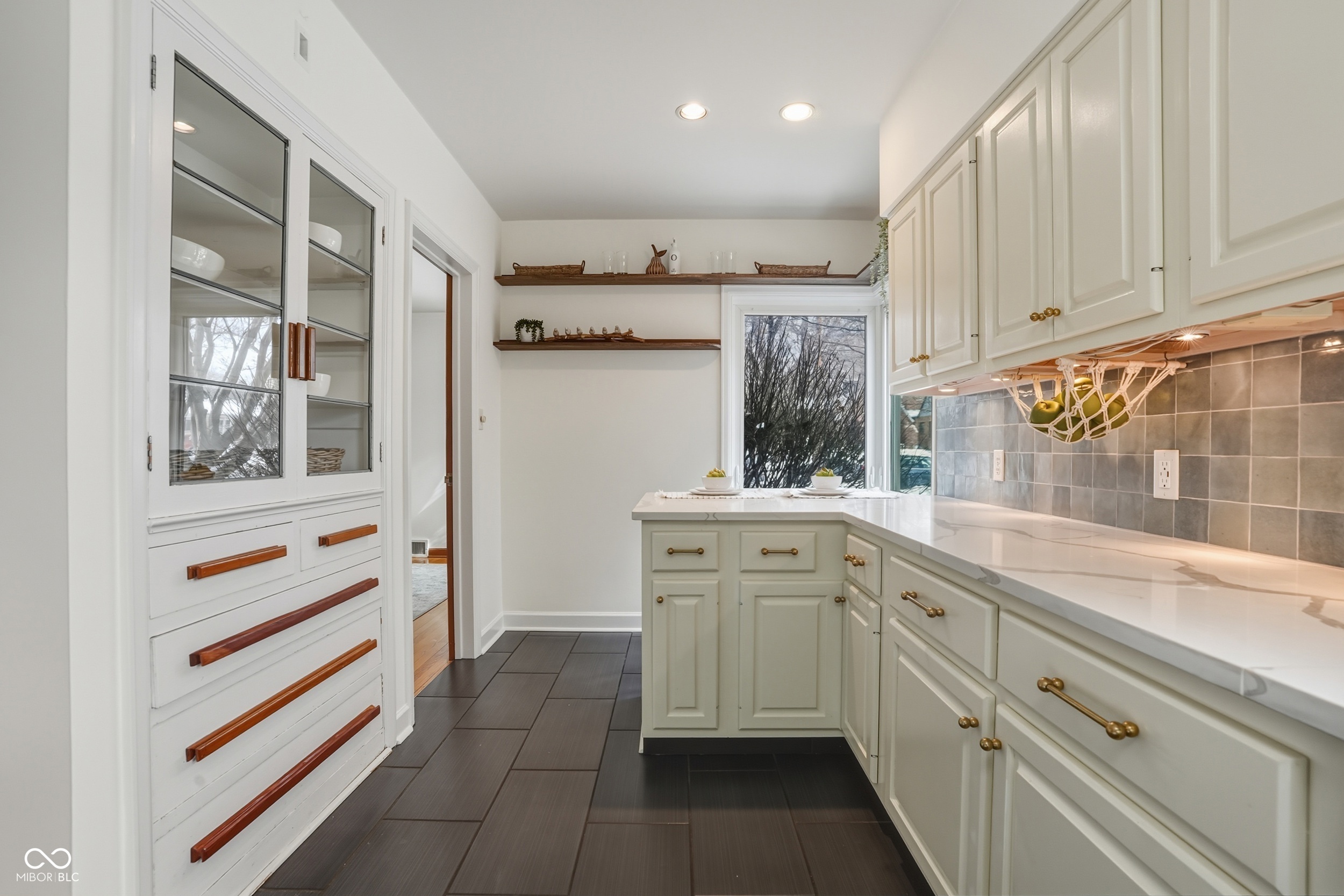 5510 N Illinois Street