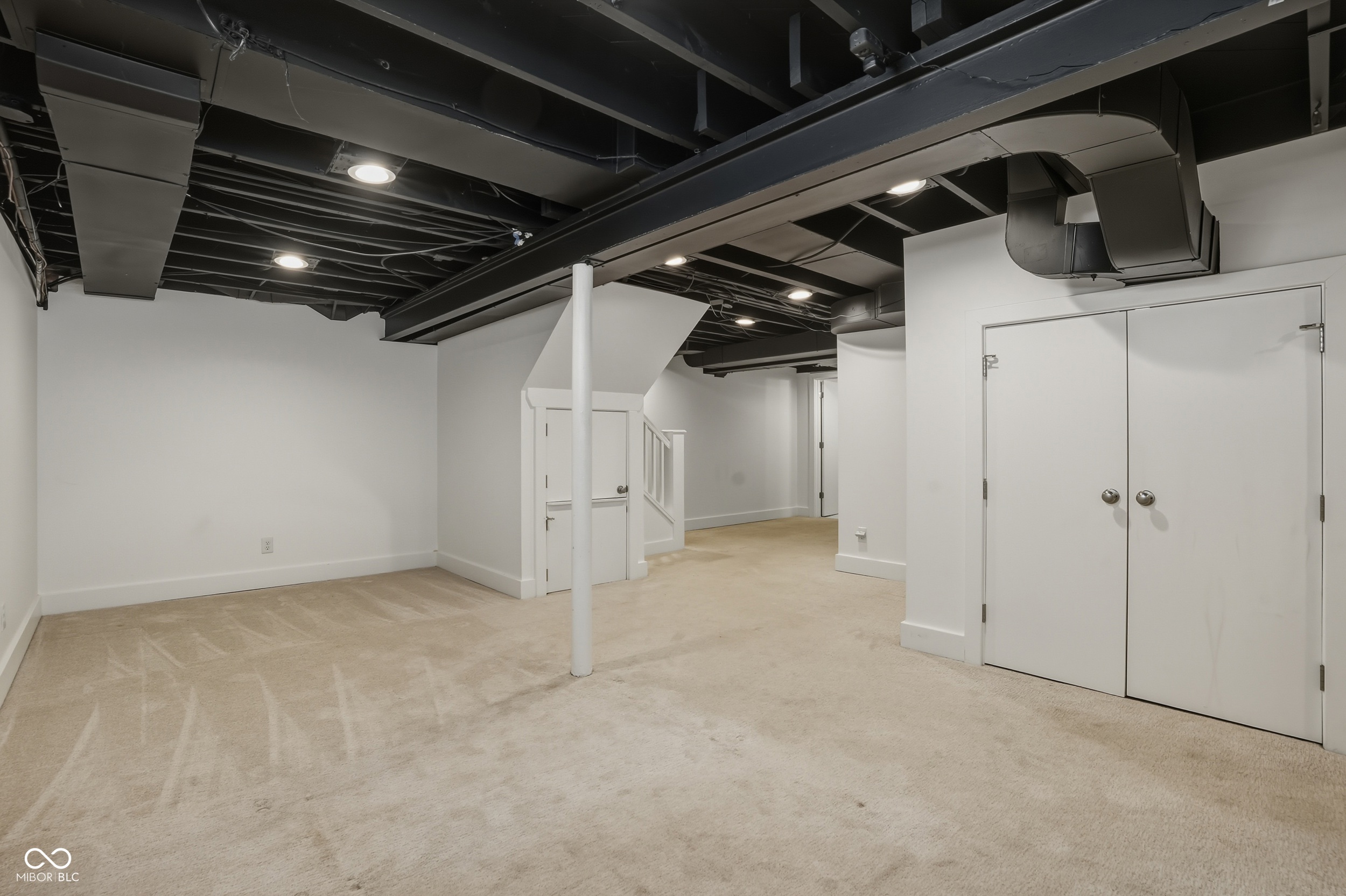 5510 N Illinois Street