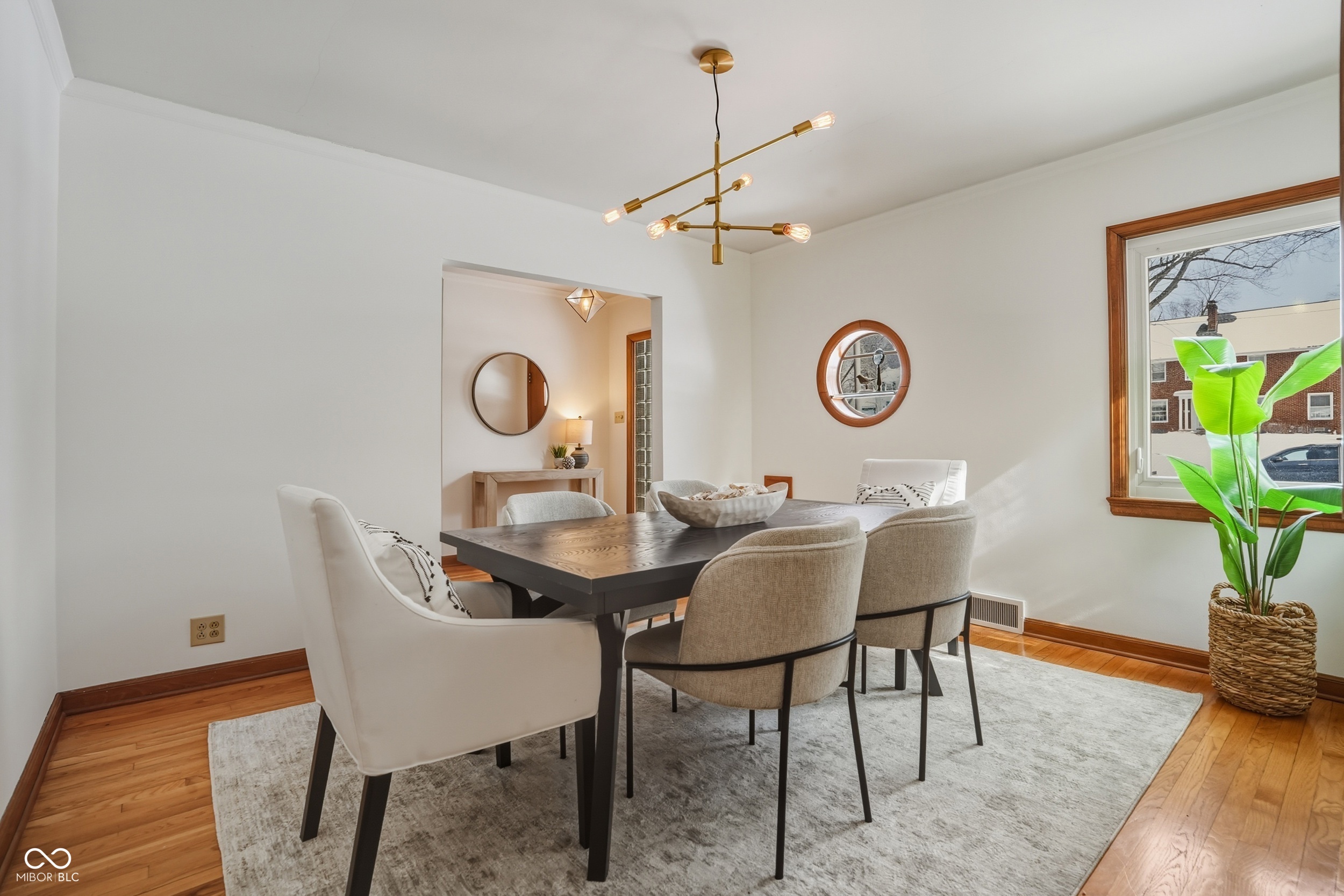 5510 N Illinois Street