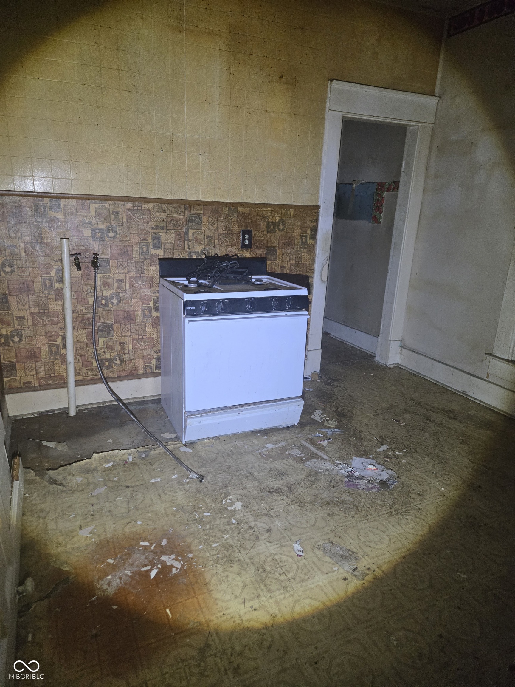 1115 S Sheffield Avenue