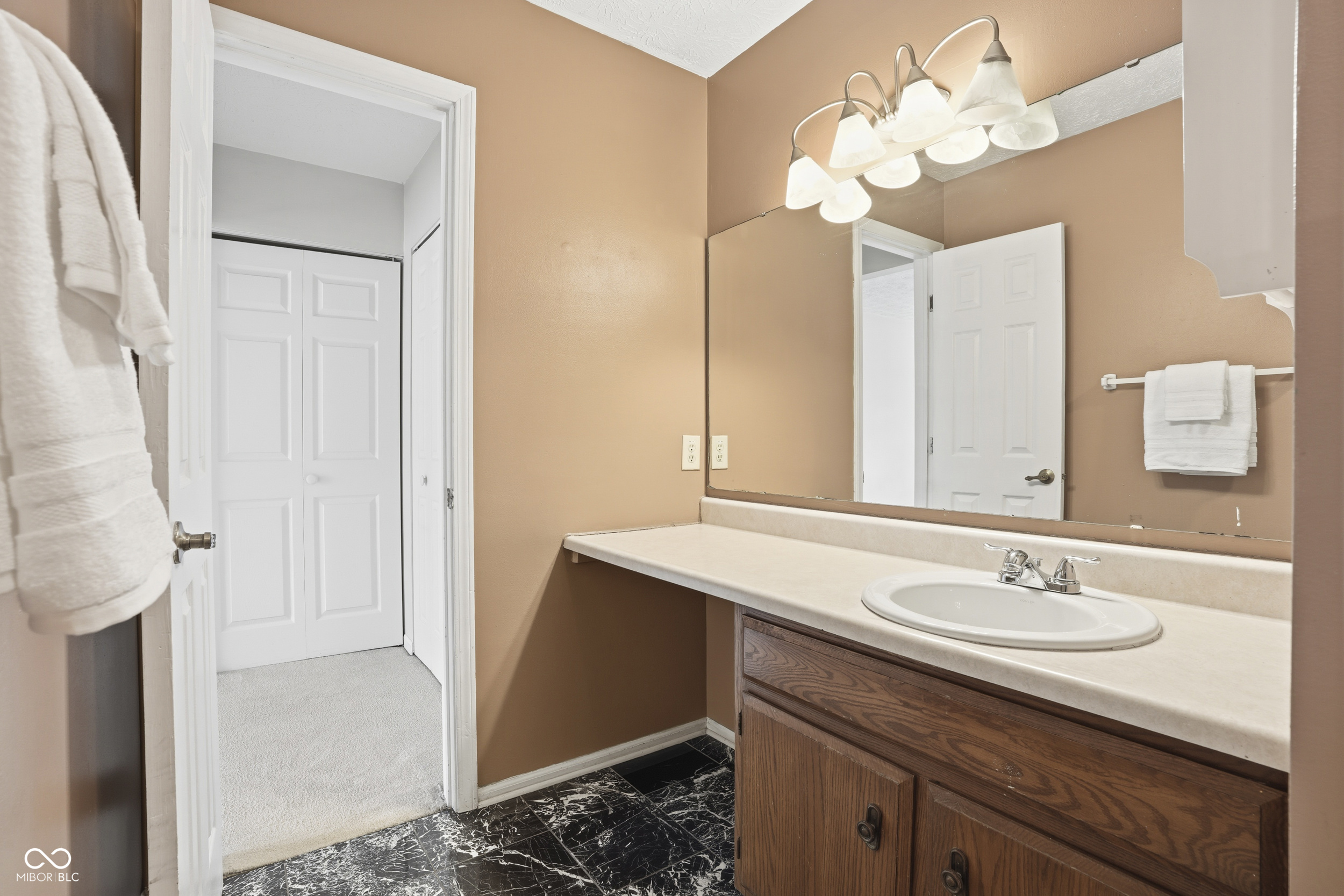 2569 Chaseway Court
