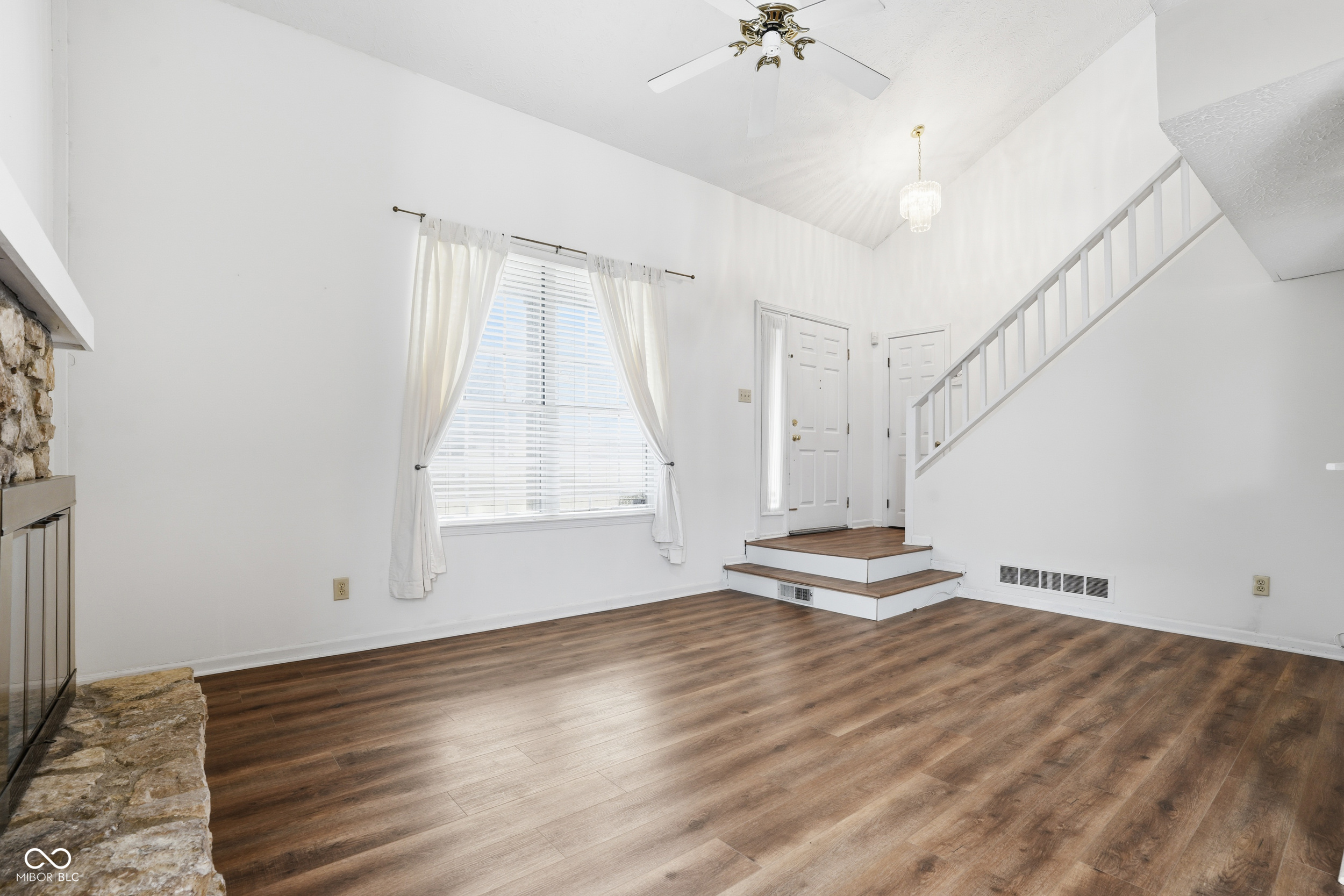 2569 Chaseway Court