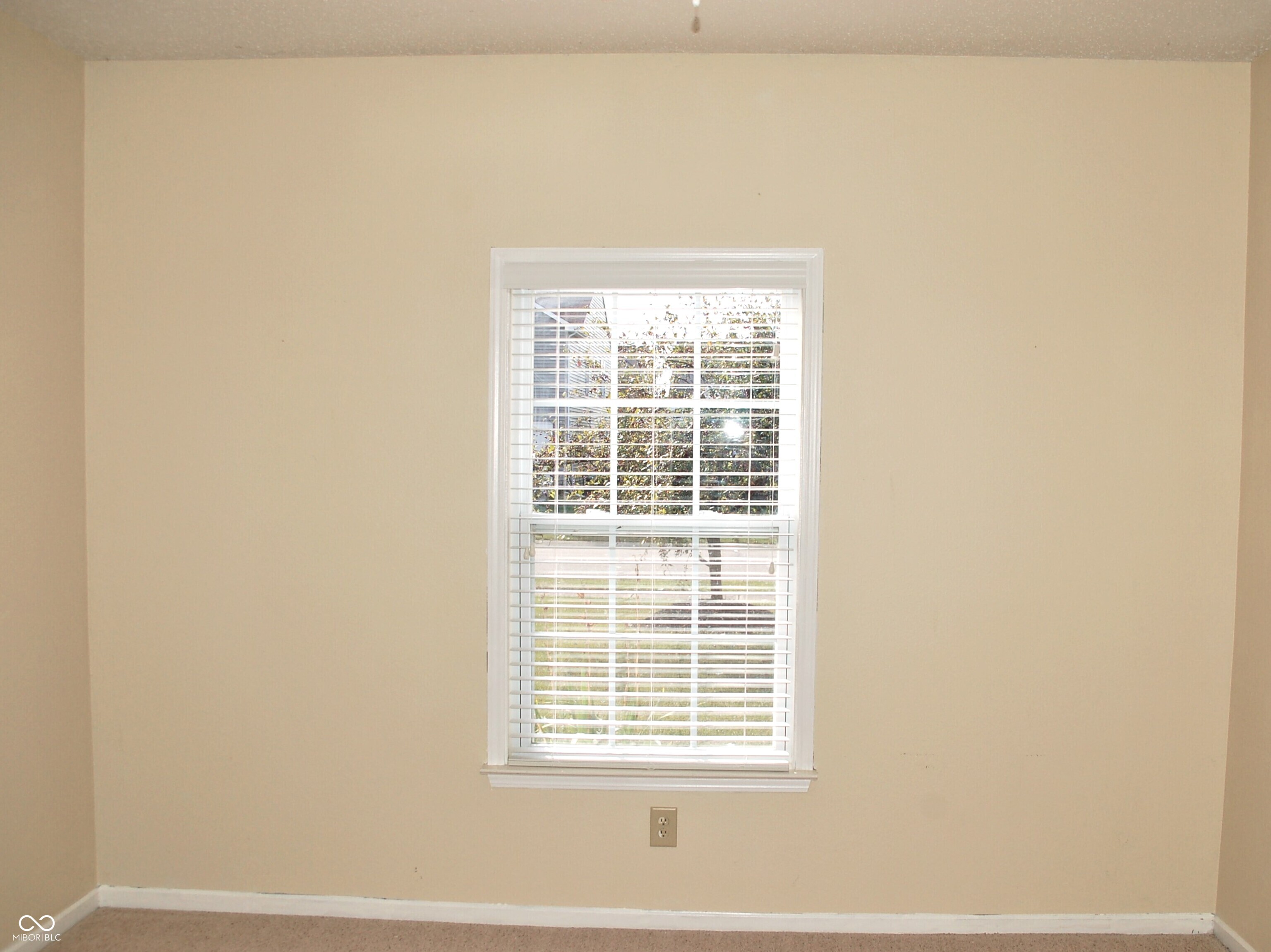 8348 S Swimming Hole Lane