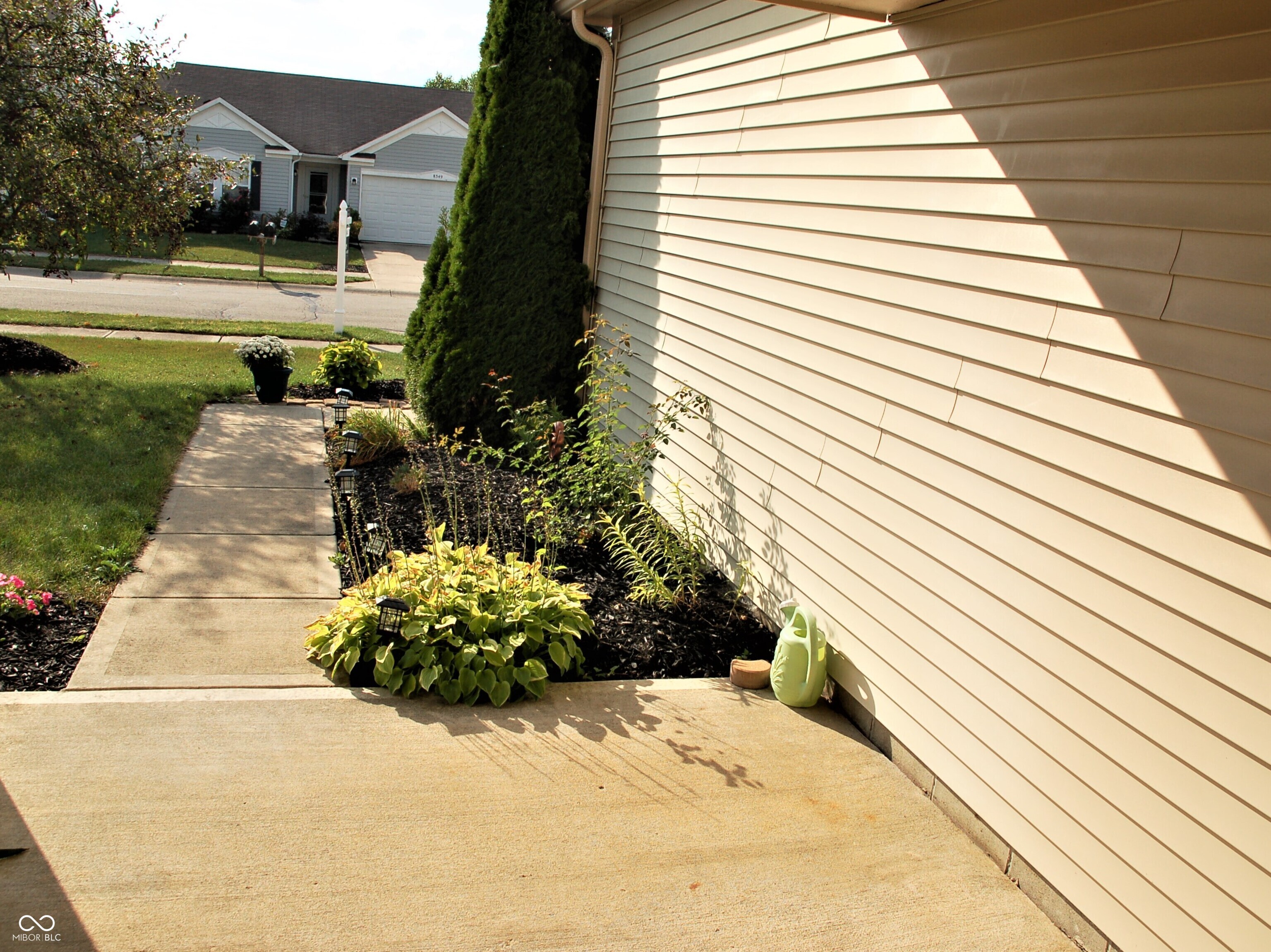 8348 S Swimming Hole Lane