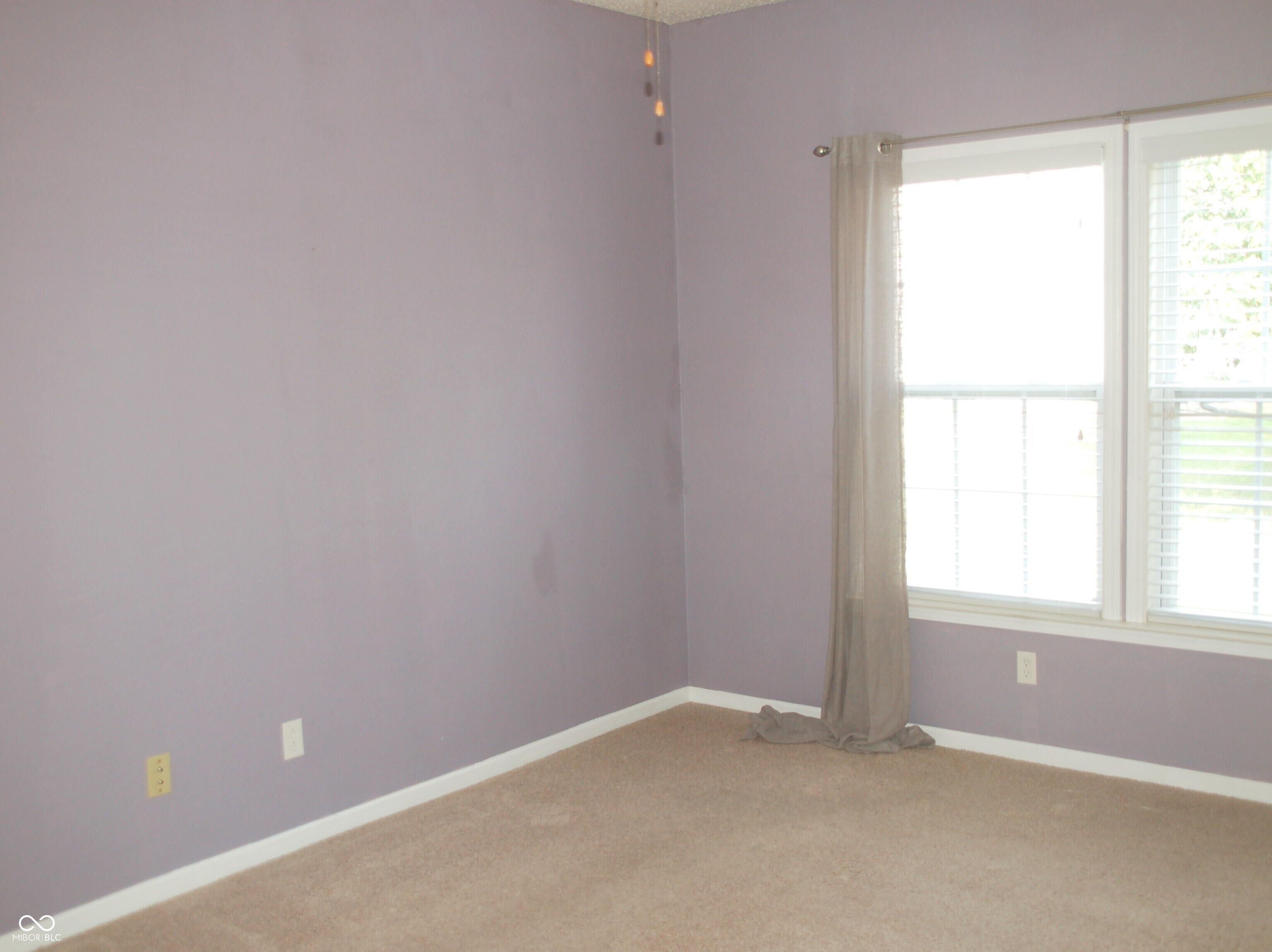 8348 S Swimming Hole Lane