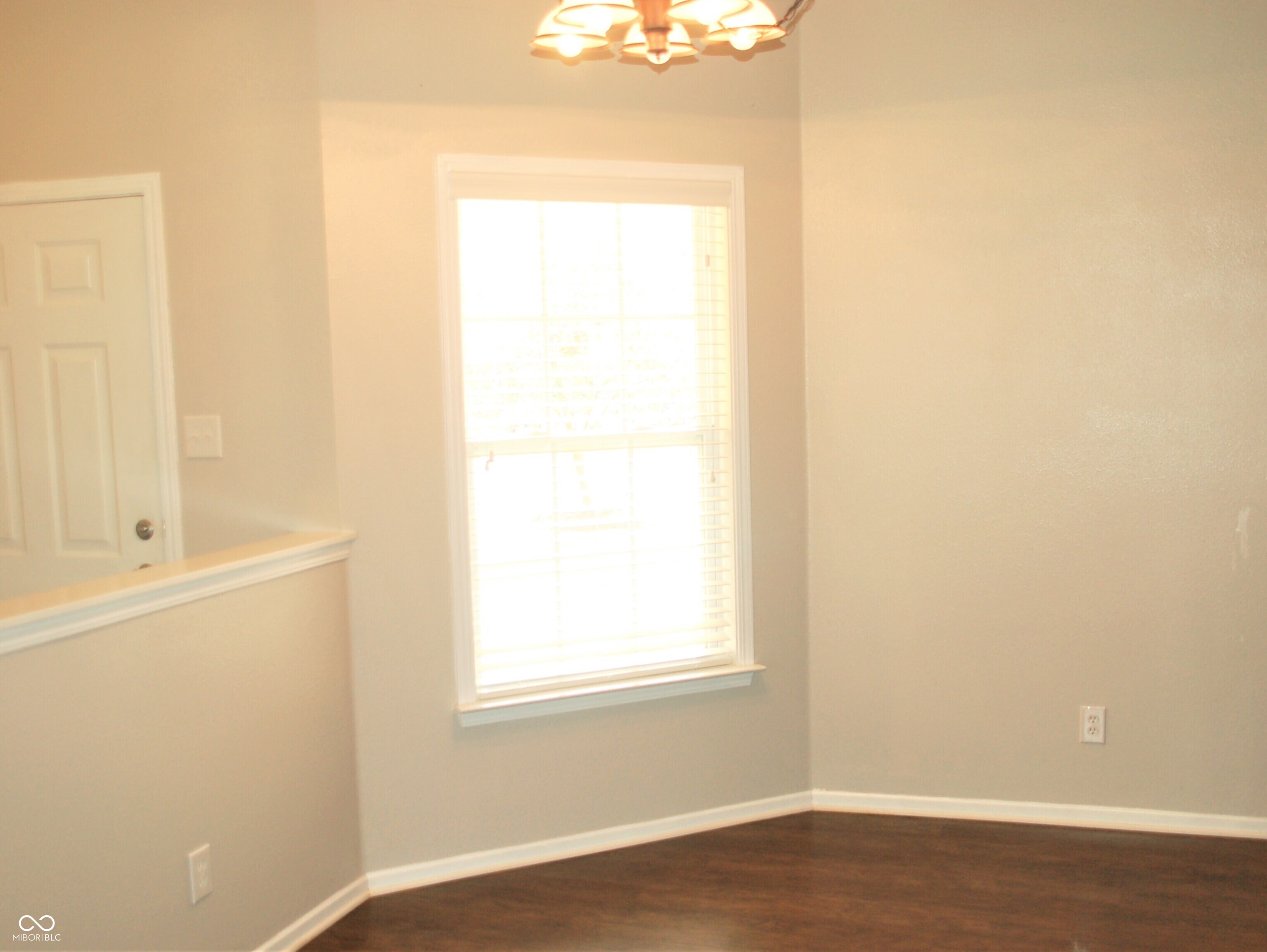 8348 S Swimming Hole Lane