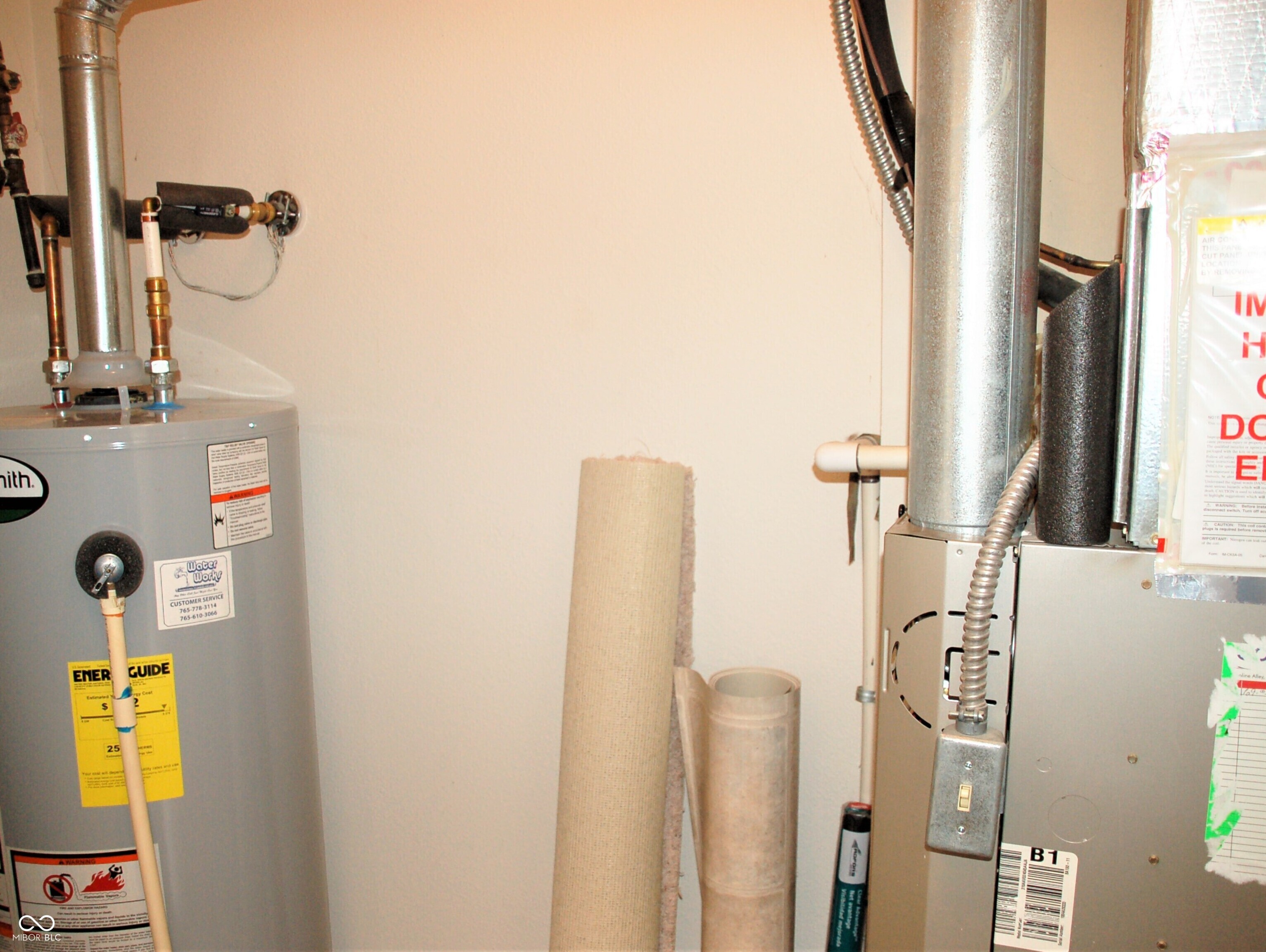 8348 S Swimming Hole Lane