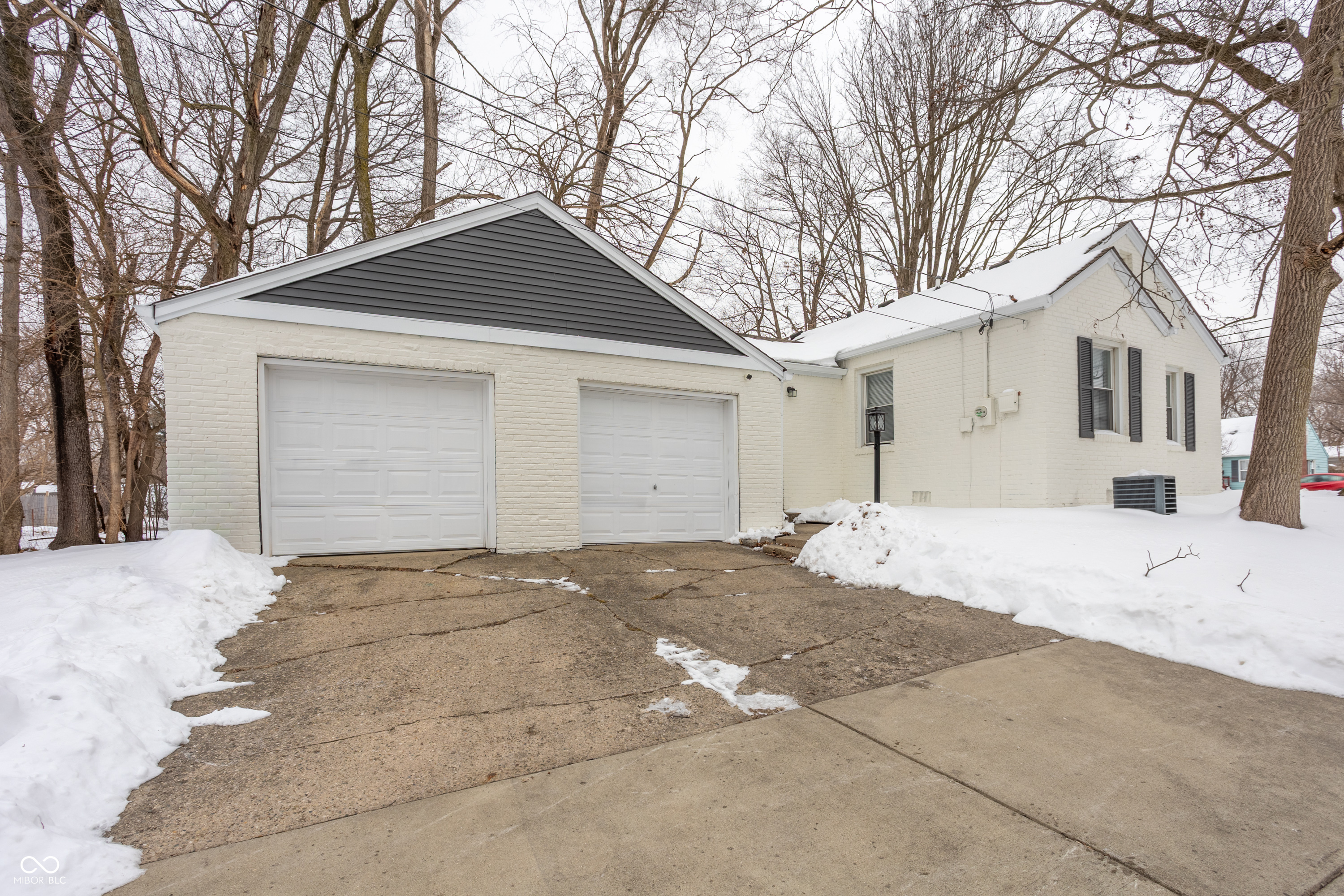 5704 N Keystone Avenue