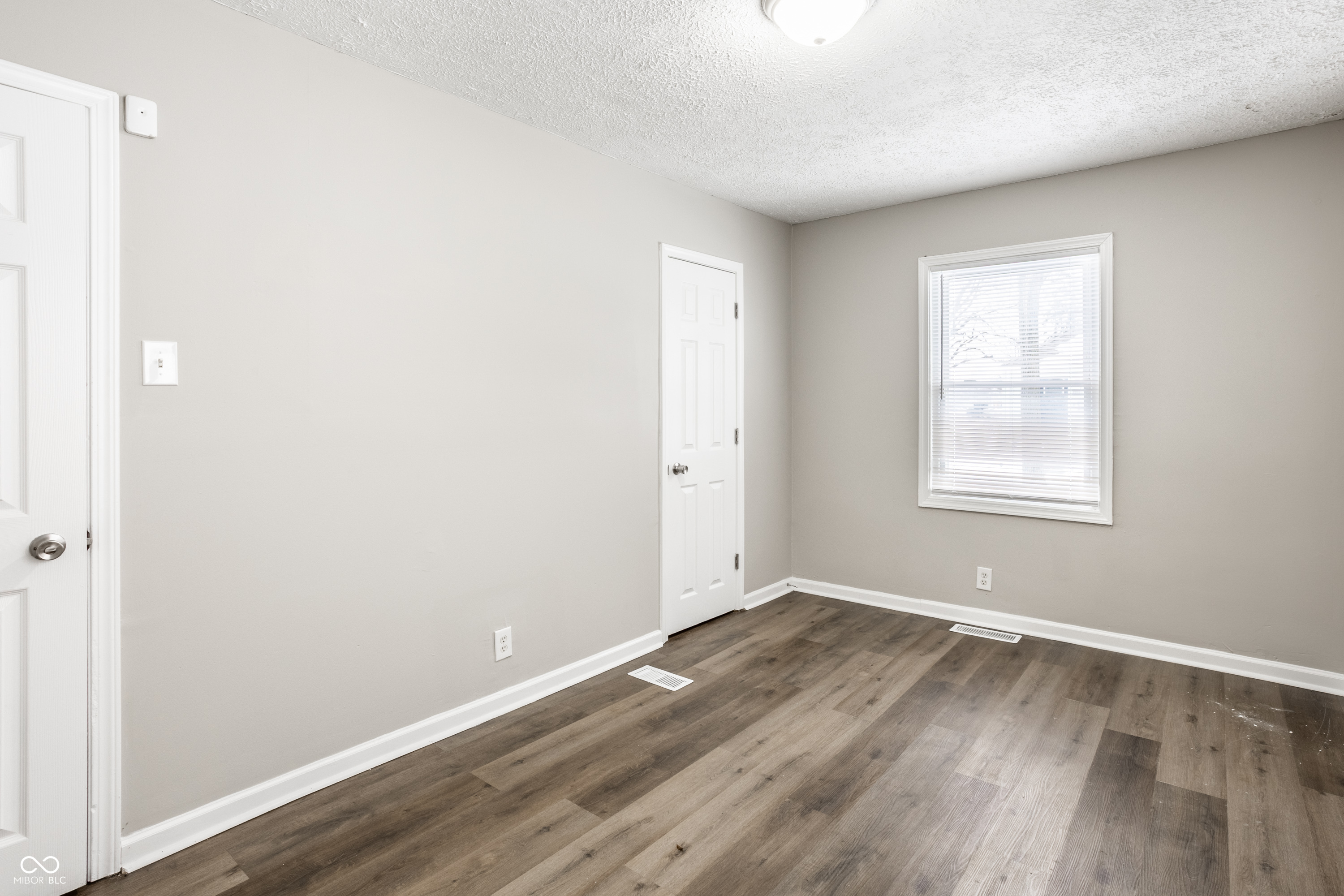 5704 N Keystone Avenue