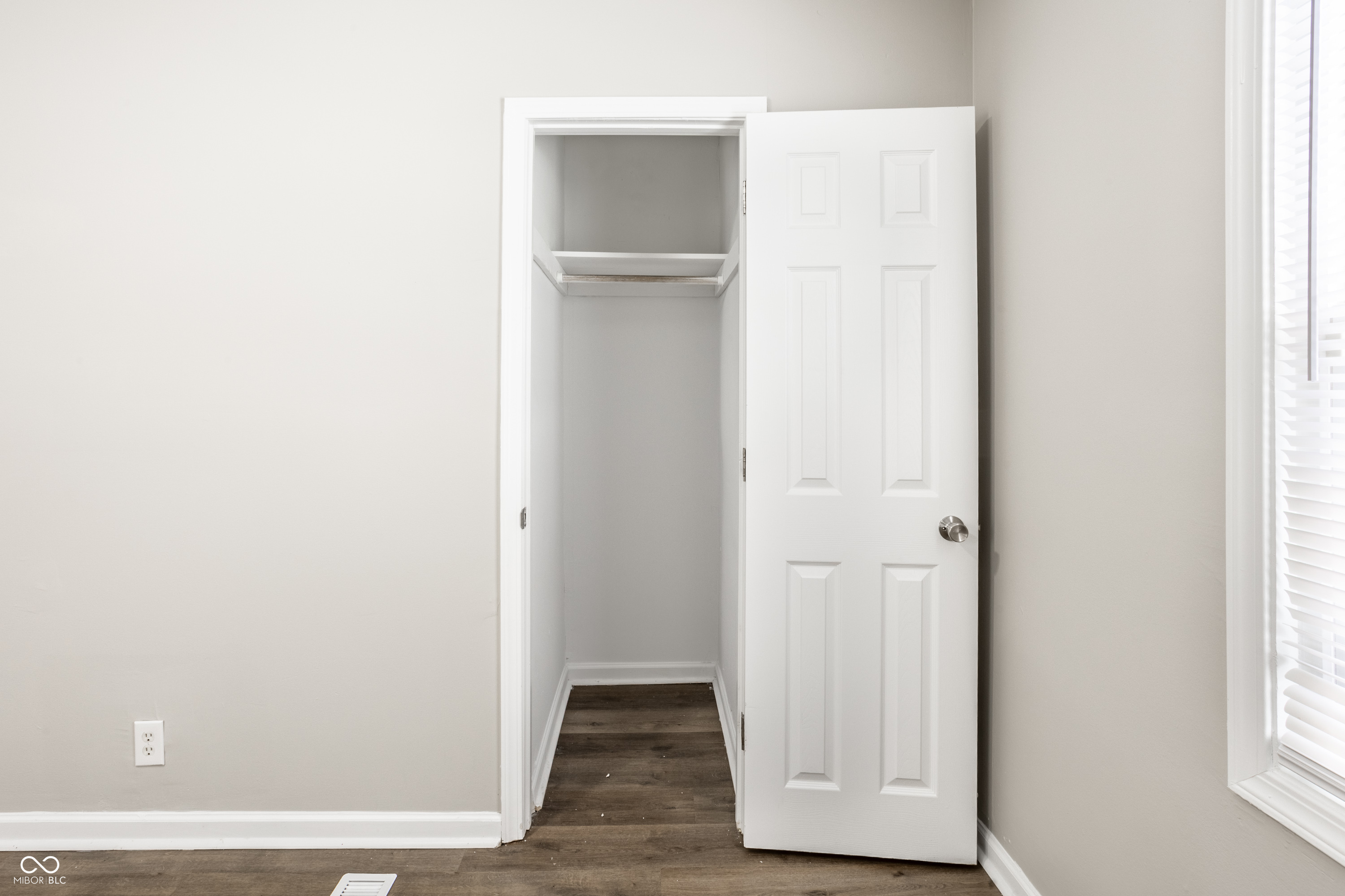 5704 N Keystone Avenue