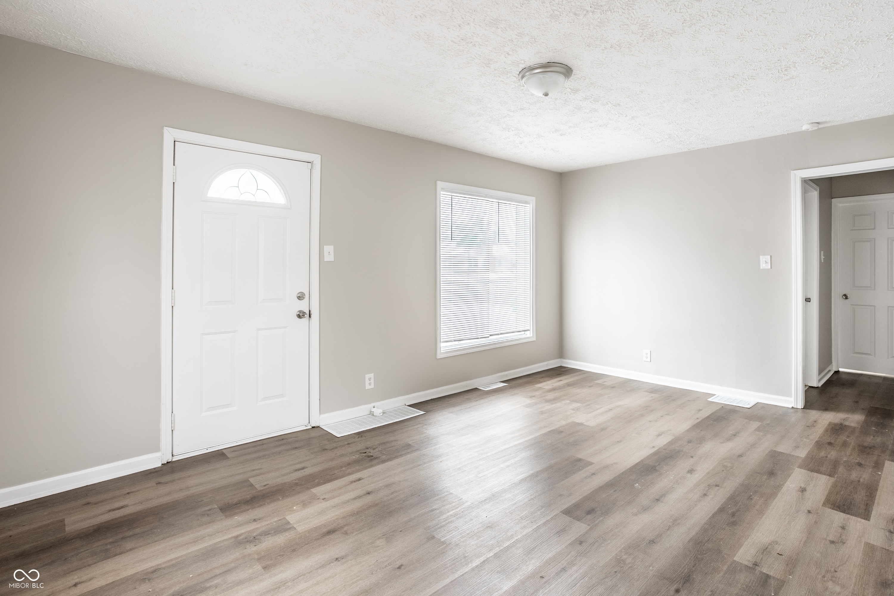 5704 N Keystone Avenue