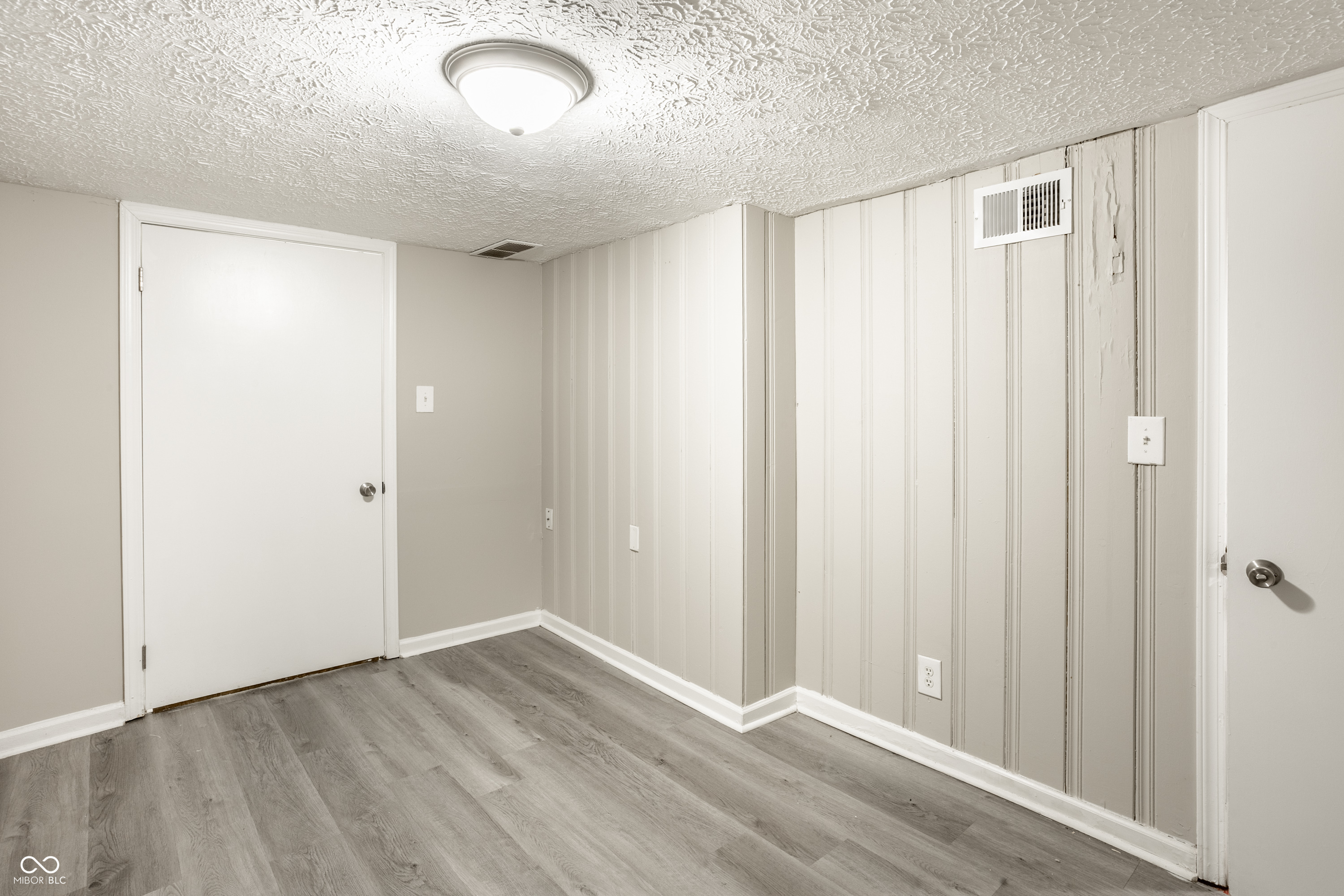 5704 N Keystone Avenue