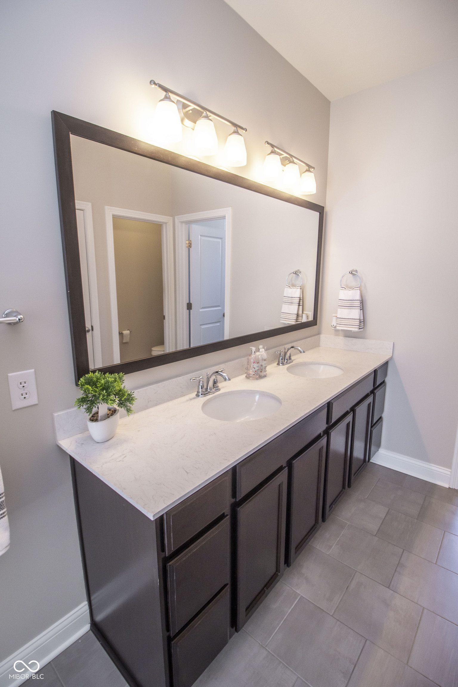 7212 Cherry Creek Boulevard