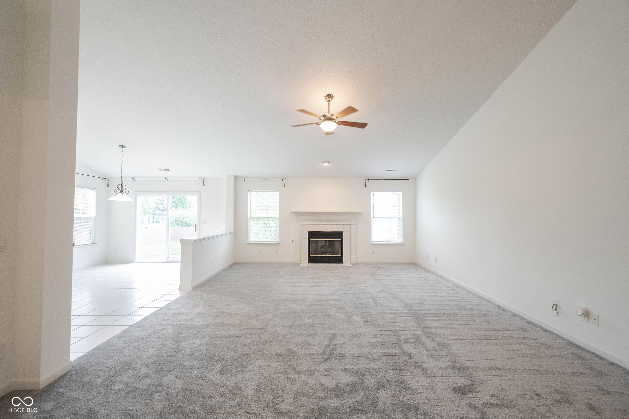 6052 W Bayfront Shores