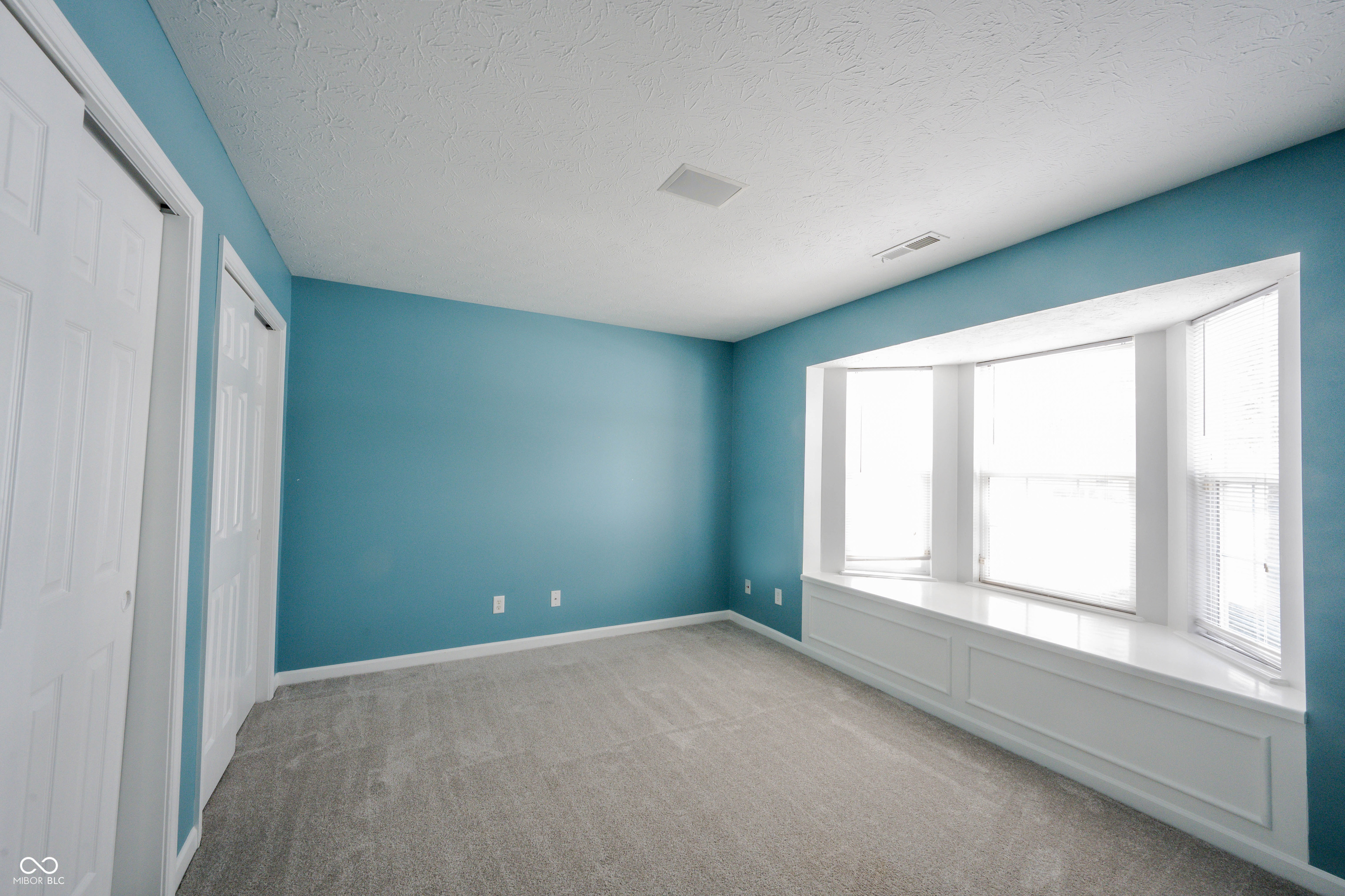 6052 W Bayfront Shores