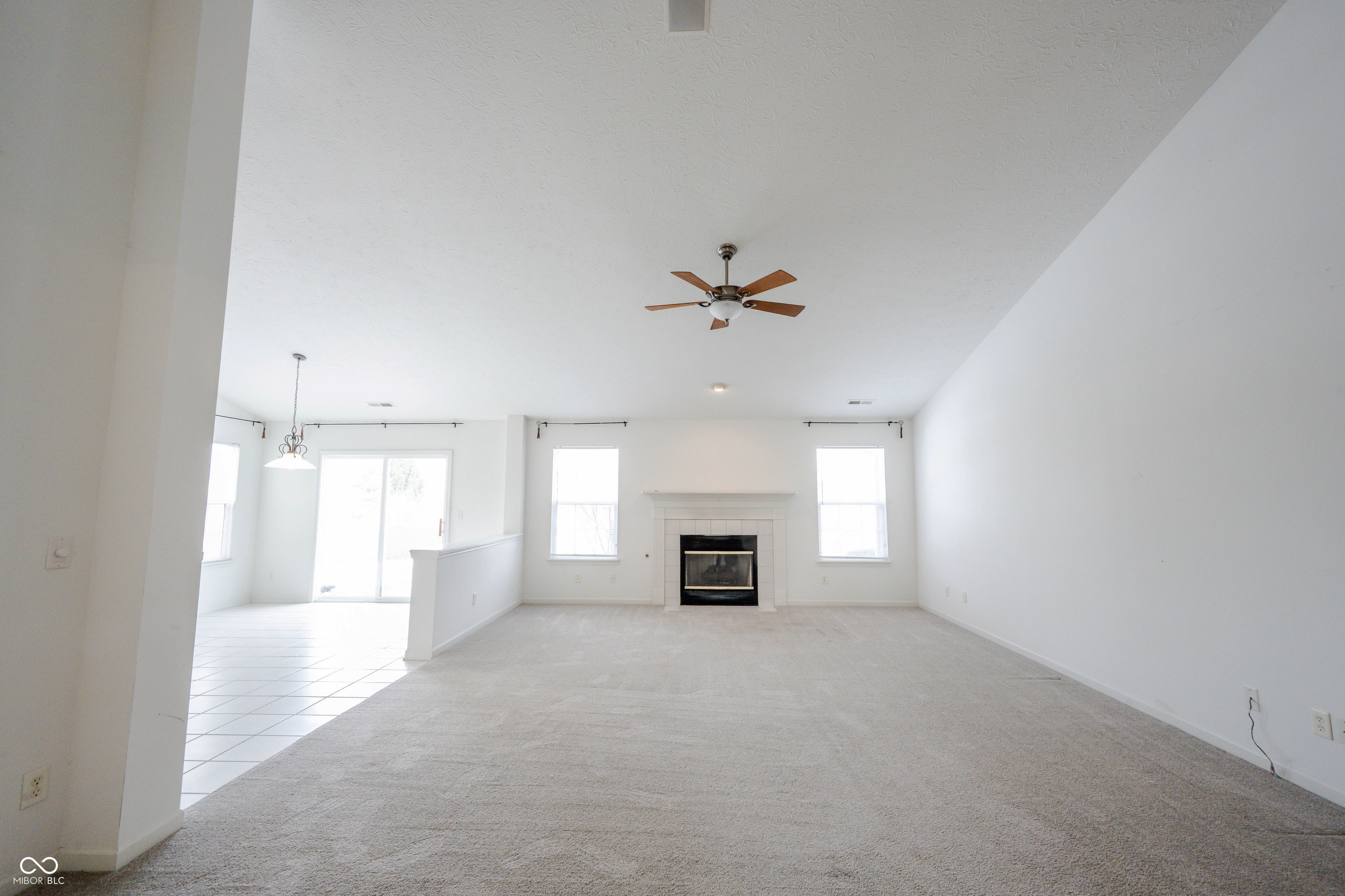 6052 W Bayfront Shores