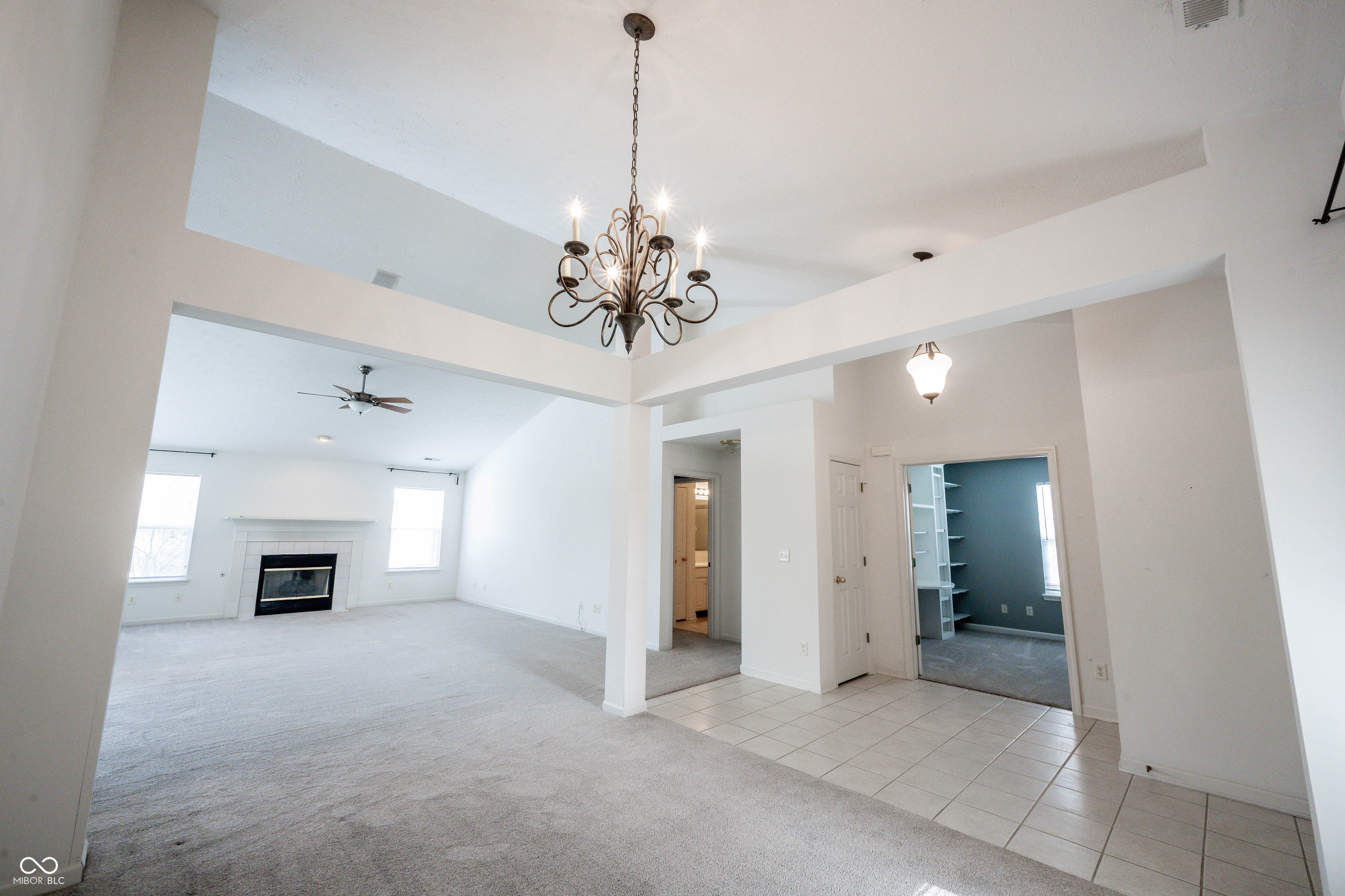 6052 W Bayfront Shores