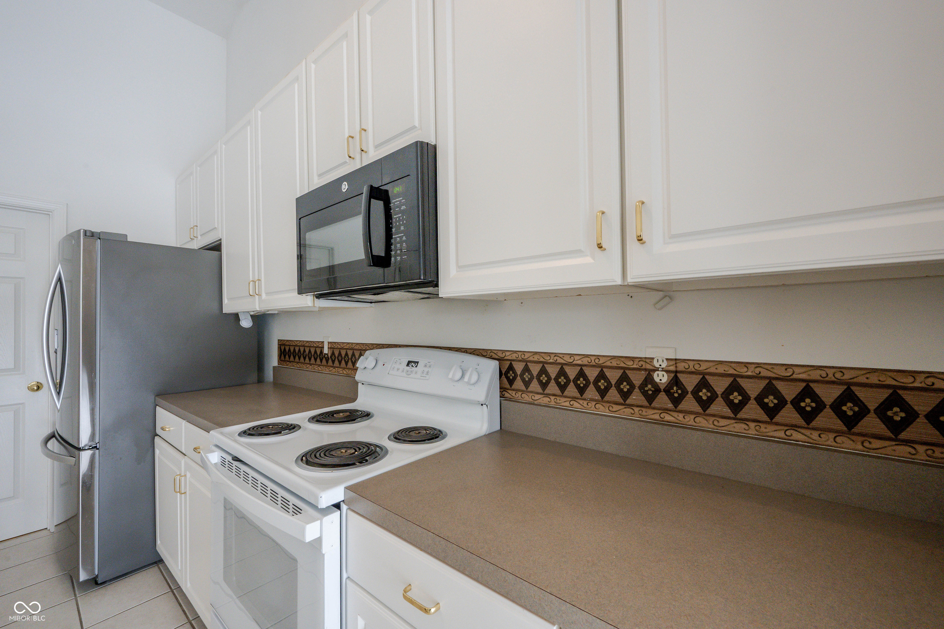 6052 W Bayfront Shores