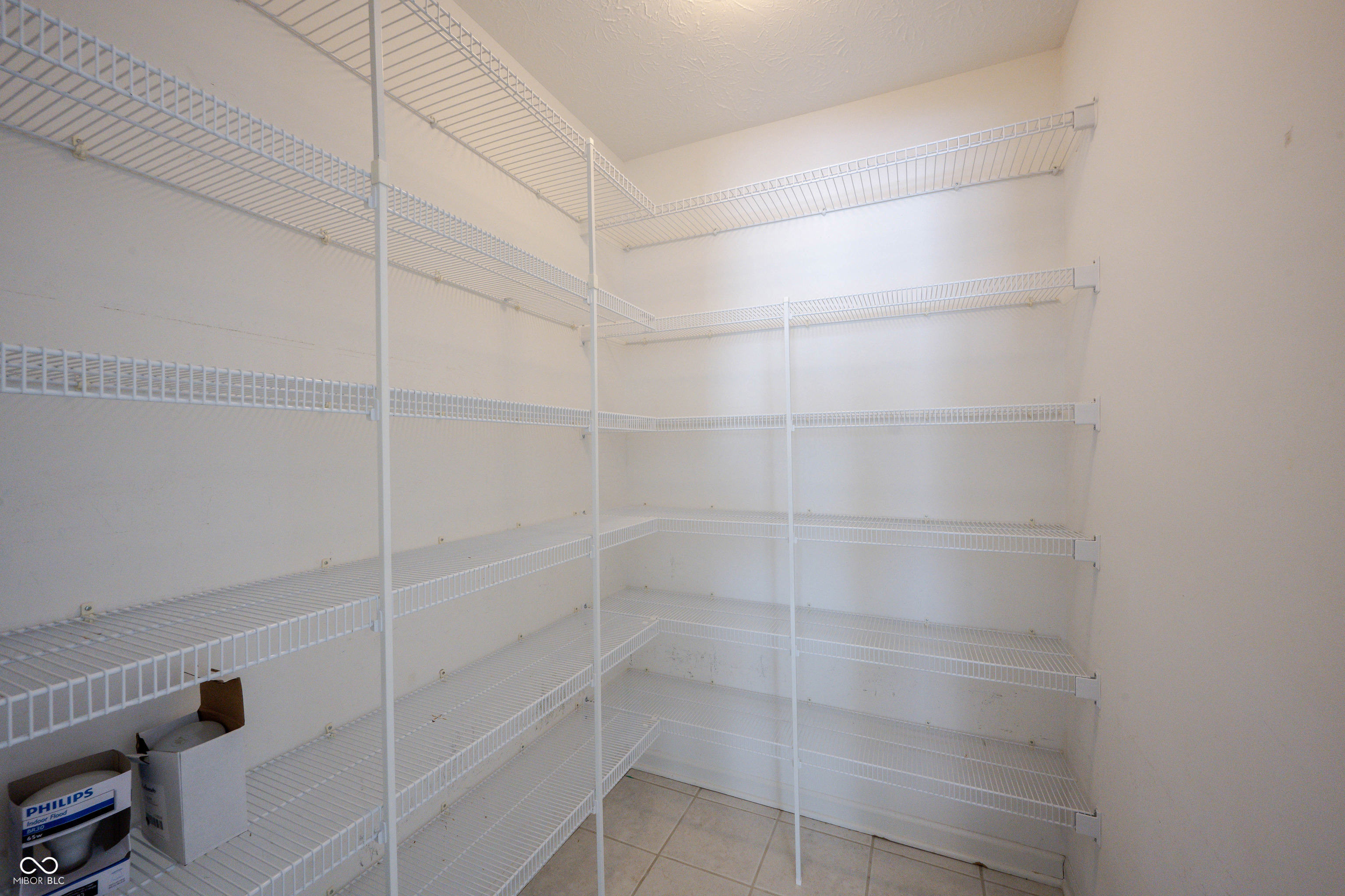 6052 W Bayfront Shores