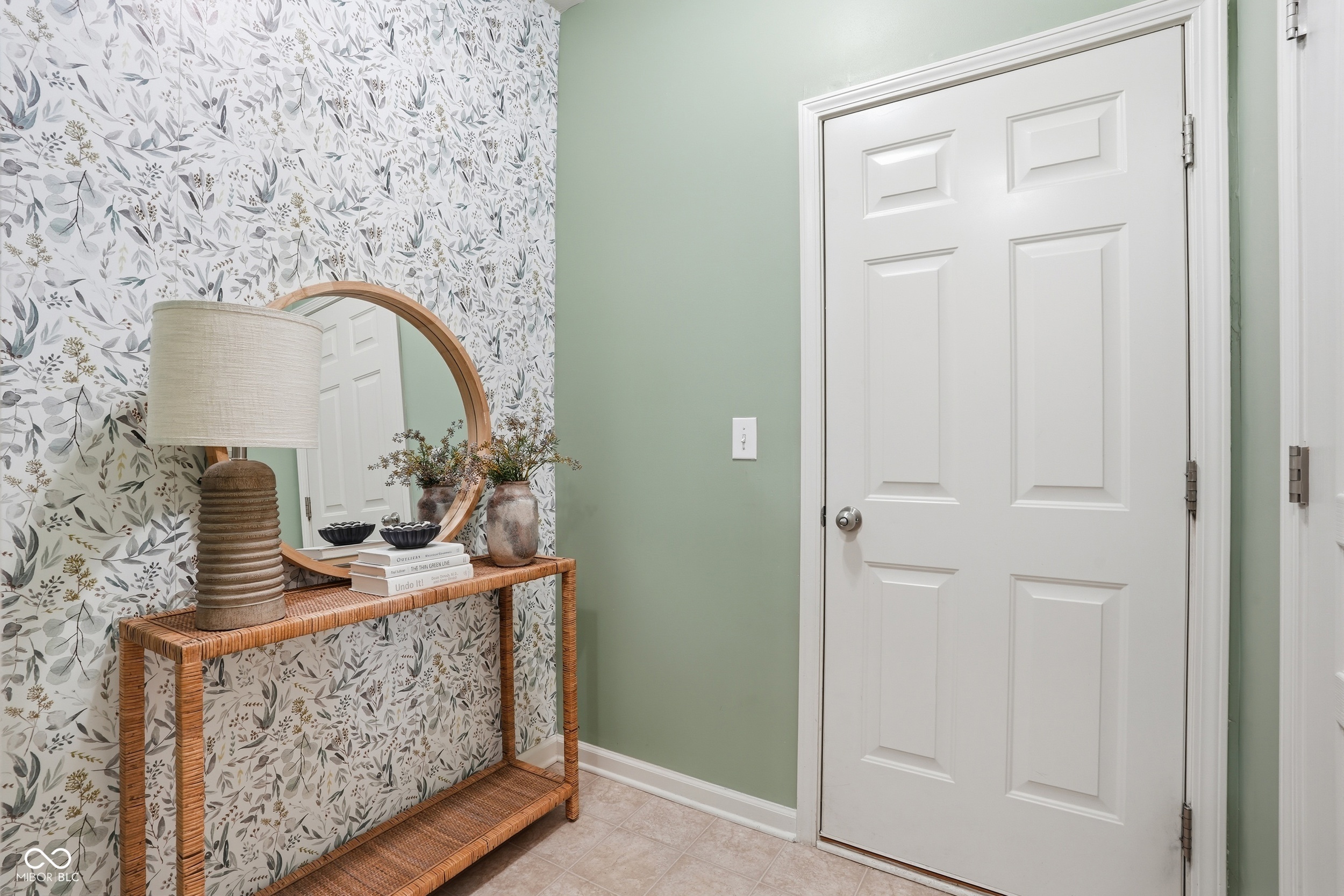 1002 Burgess Hill Pass