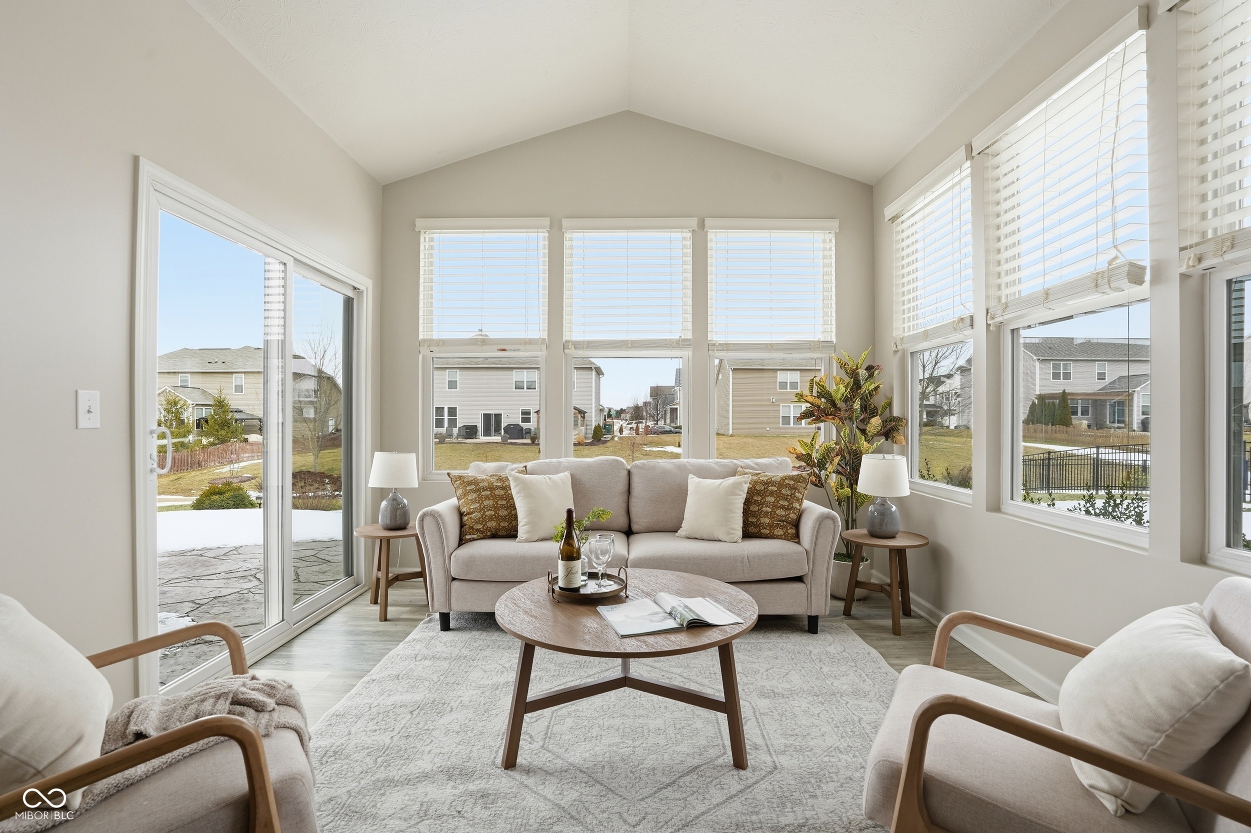 1002 Burgess Hill Pass