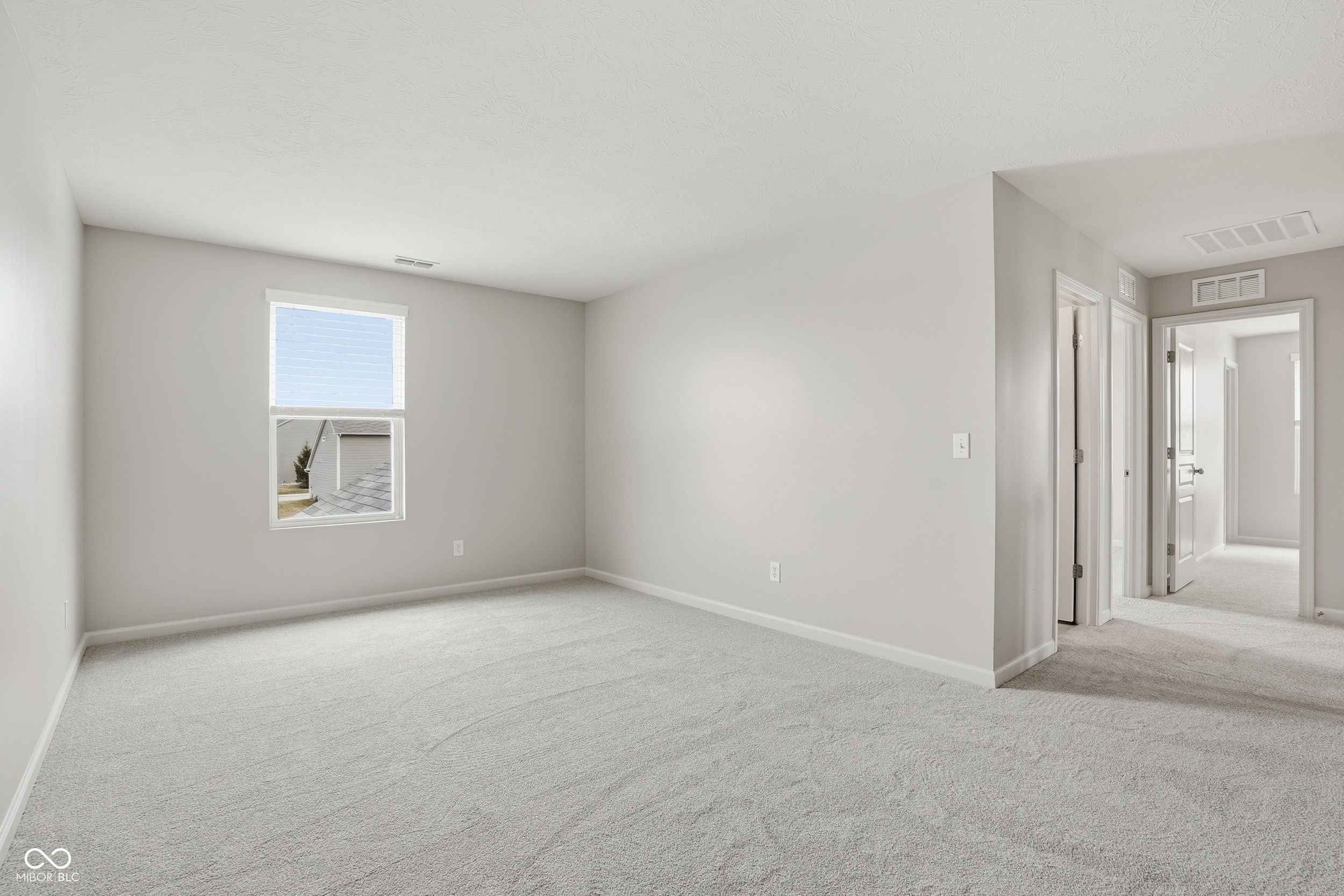 1002 Burgess Hill Pass