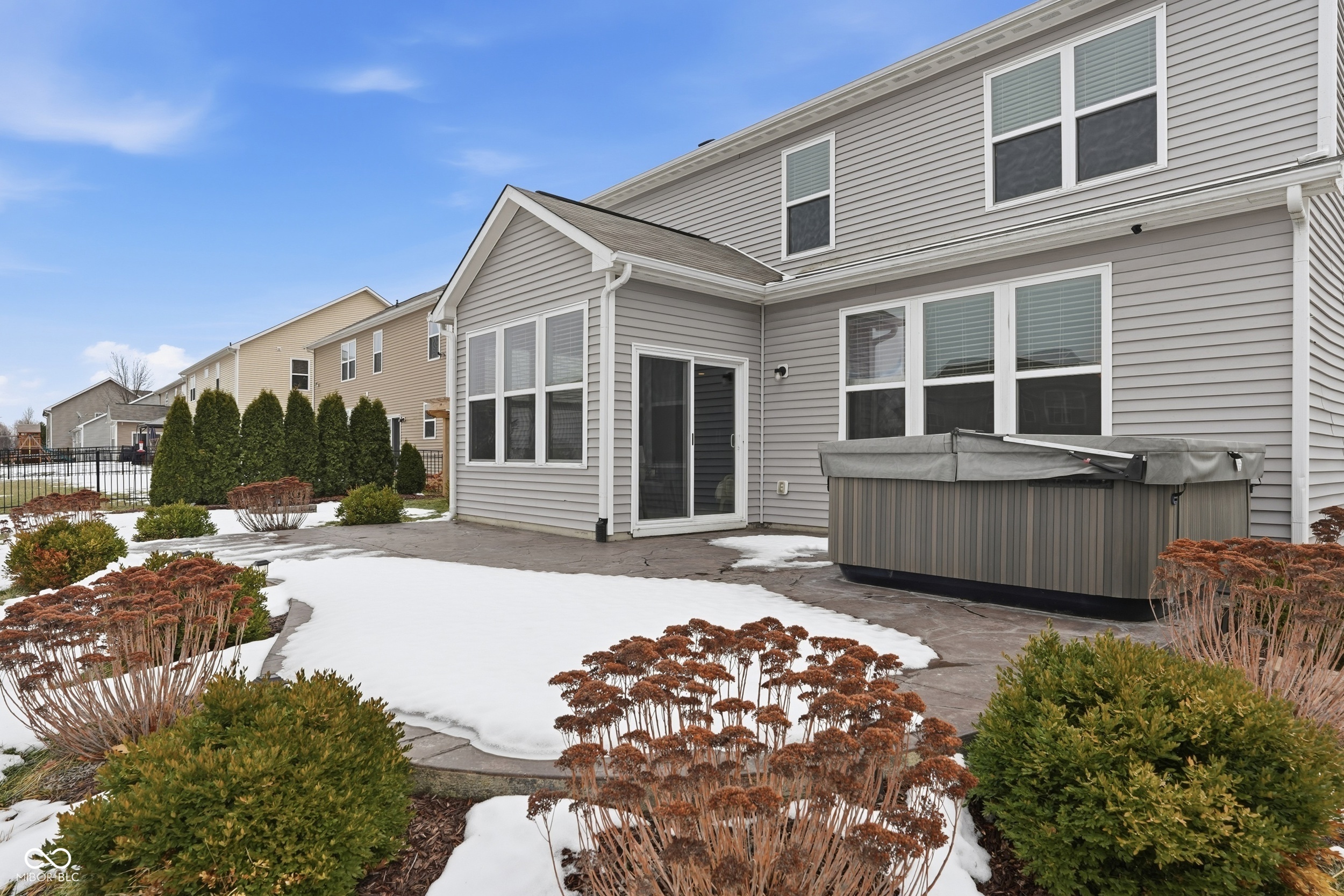 1002 Burgess Hill Pass