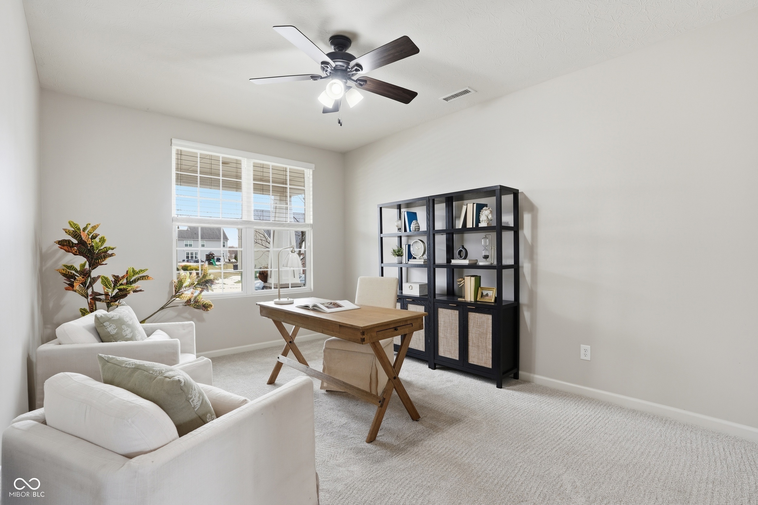 1002 Burgess Hill Pass